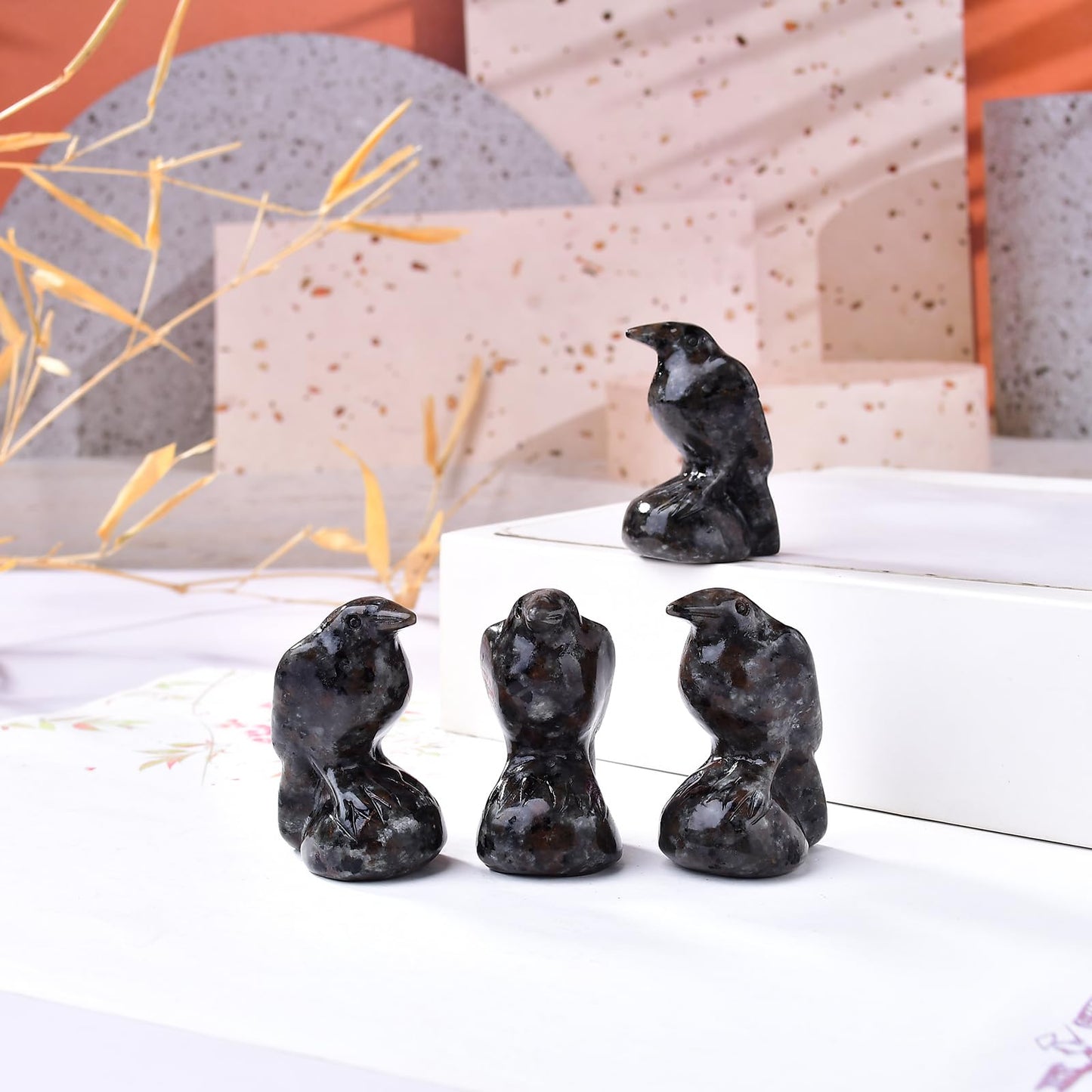 WUYOUSHI Natural Flame Stone Crystal Raven Statue 2" Healing Crystal Handmade Sculpture Guardian Pocket Statues Reiki Meditation Office Home Decoration Gift