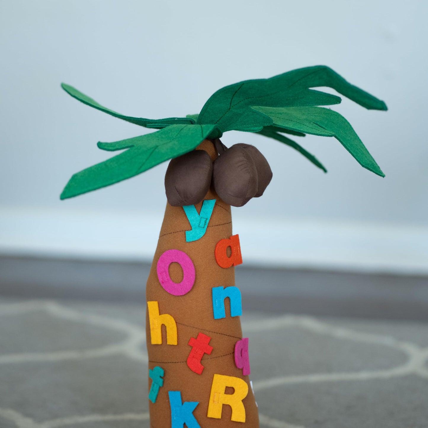 Constructive Playthings Chicka Chicka Boom Boom Childrens Book & Audiobook CD, Includes Alphabet and Tree Props, Attachable Felt Letters, Literacy Toddler Toys, 3 Years & older