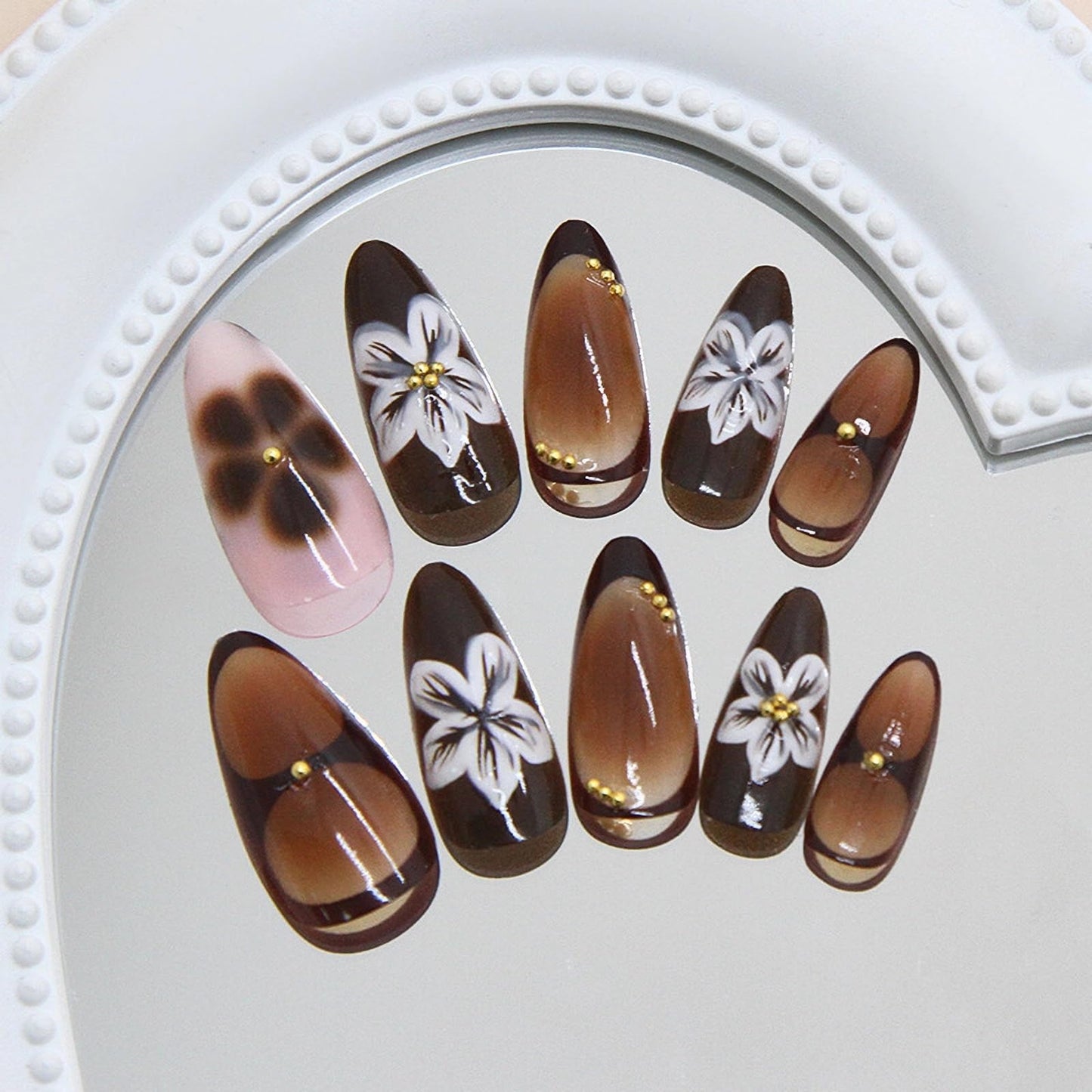 MISUD Press on Nails - Medium Almond Fake Nails with Fall Brown, Acrylic Autumn Flower Design 24 pcs