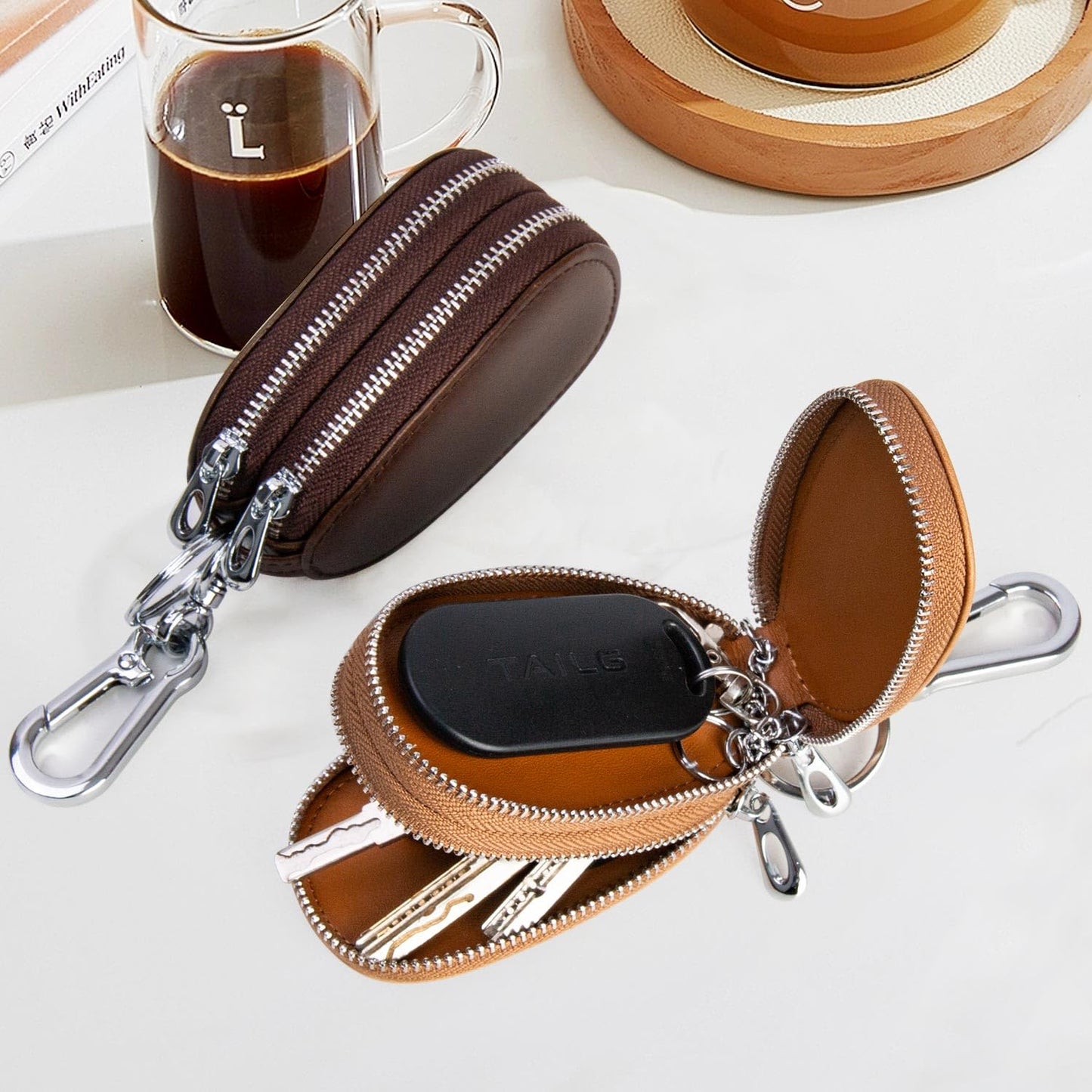 UVKDEENK 2 Pack Mens Vintage Key Case, Retro Genuine Leather Car Key Fob Holder, Key Organizer with Metal Hook Keyring, Double Zipper Key Coin Bag Coffee Brown