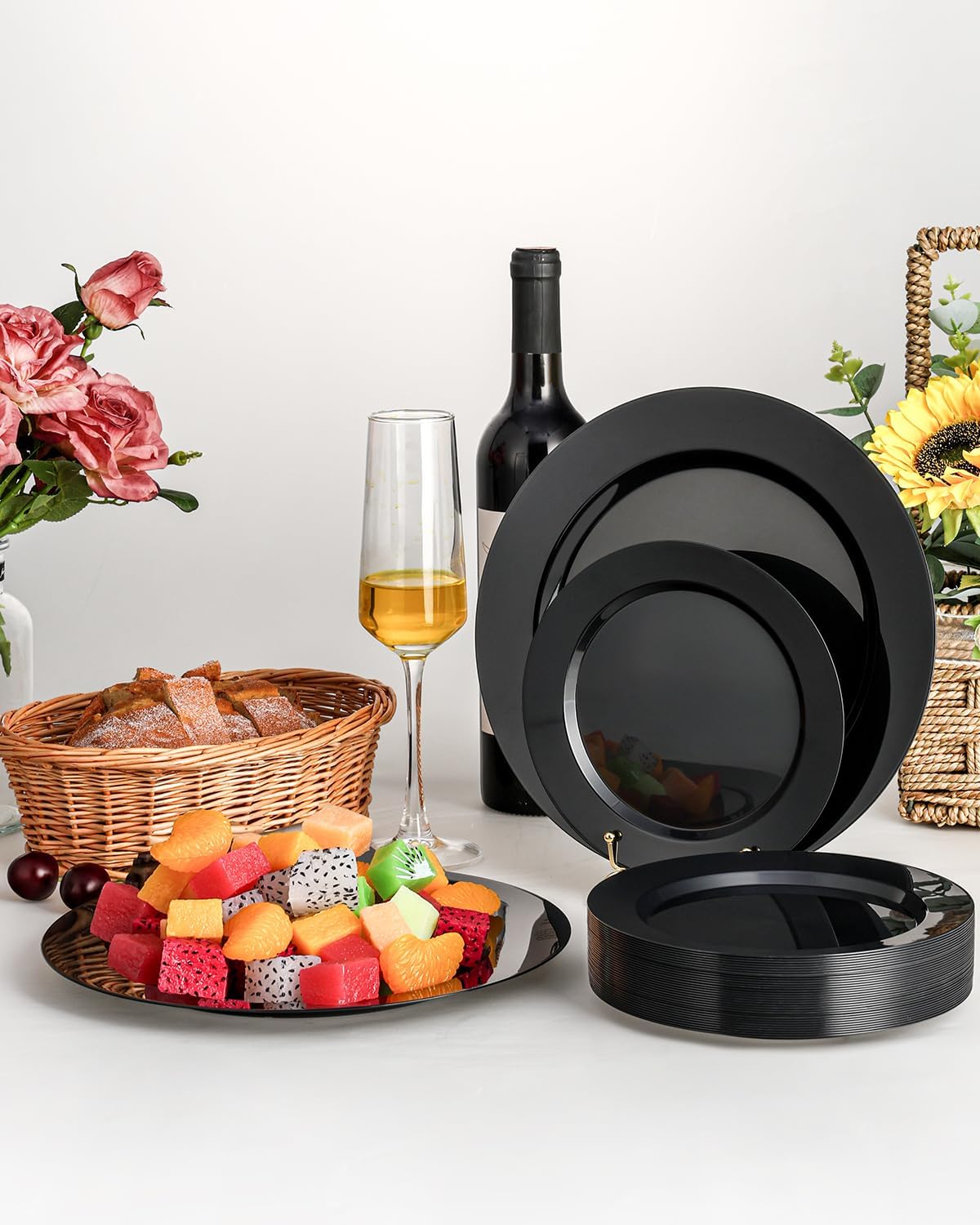BESTVIP 200PCS Black Plastic Plates, Disposable Party Plates with 100 Dinner Plates and 100 Dessert Plates, Plastic Plates for Party, Wedding,Halloween and Birthday (Black, 200PCS)
