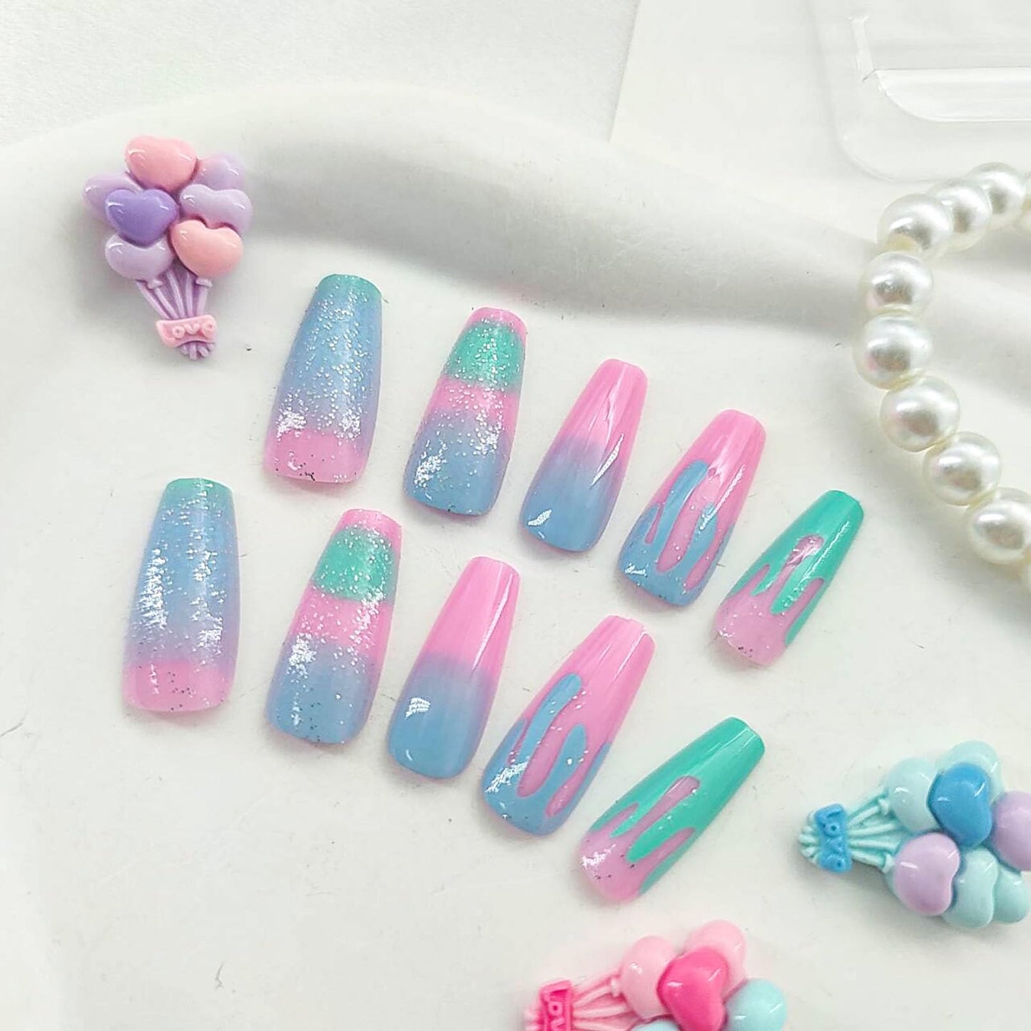 STADWWK Coffin Press On Nails Medium, 24pcs, Plastic, Glossy, Blue Pink, Silver Glitter Gradient Designs, Art Deco, Quick To Put On, Full Well Tips, False Nails
