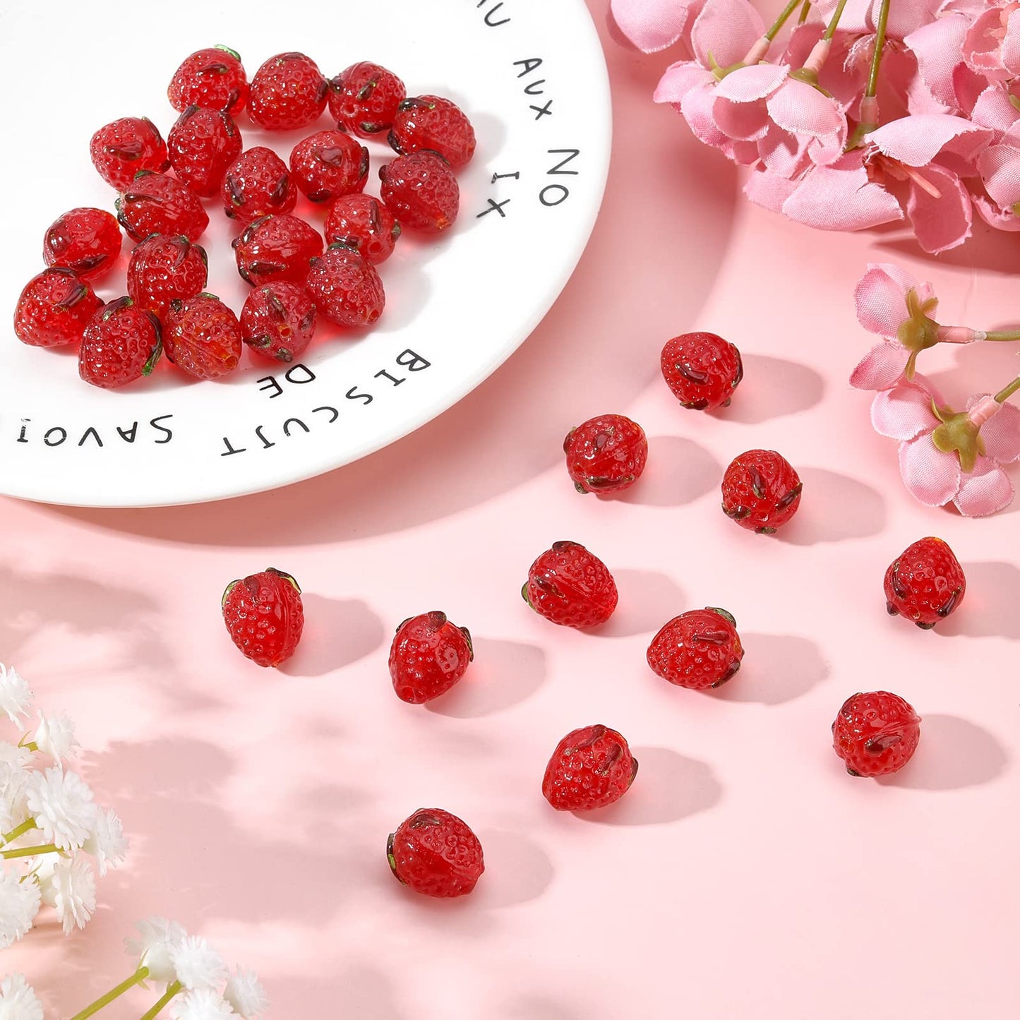 PH PandaHall 30pcs Strawberry Beads, 3D Fruit Beads Lampwork Glass Beads Spacer Loose Beads Red Imitation Strawberry Pendants for Spring Summer Bracelets Necklace Earring Christmas Jewelry Making