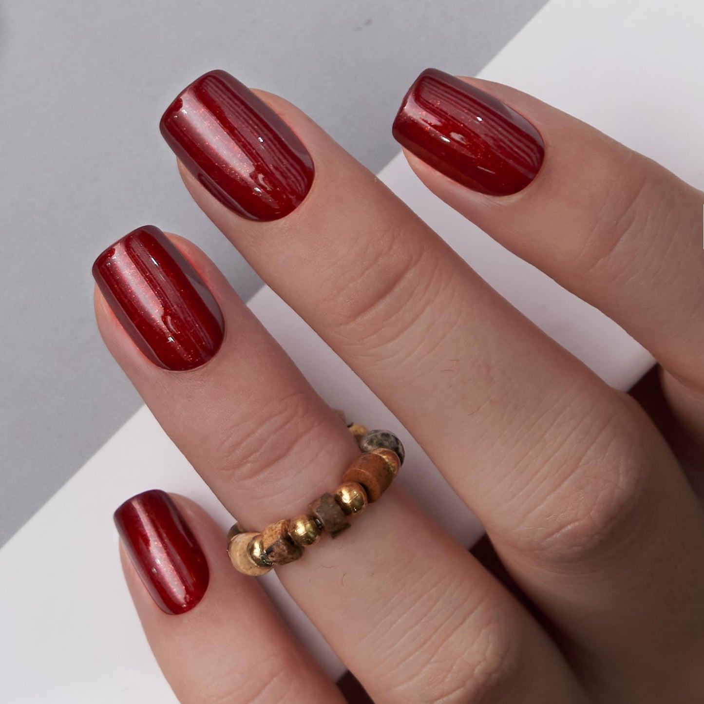 Curvlife Press on Nails Acrylic Fake Nails with Short Square burgundy Design Full Cover False Nails Reusable Nail Kit with Nail Glue Adhesive Tabs Glue on Nails