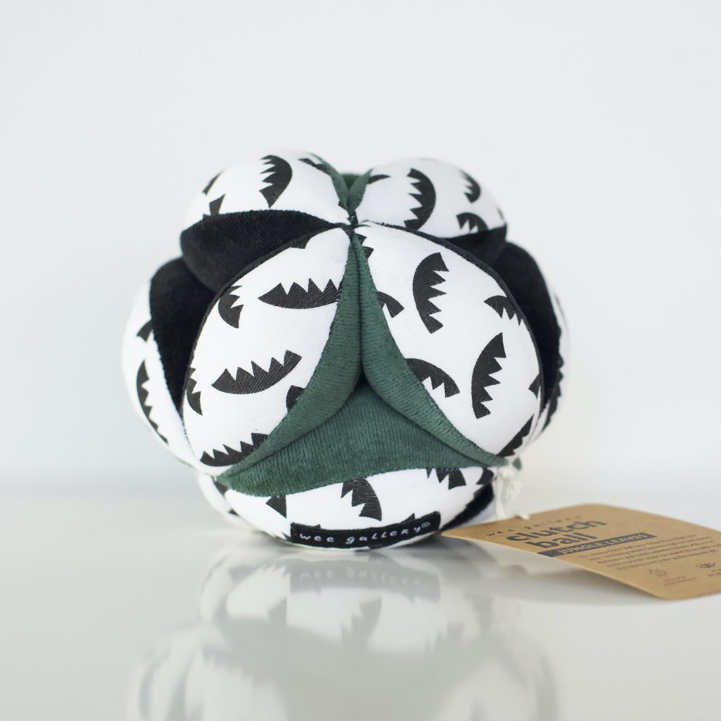Wee Gallery Montessori Clutch Ball, Soft Cotton Visual Sensory Toys for Babies, Easy to Hold Baby Developmental Toy for Infant Play, Jungle