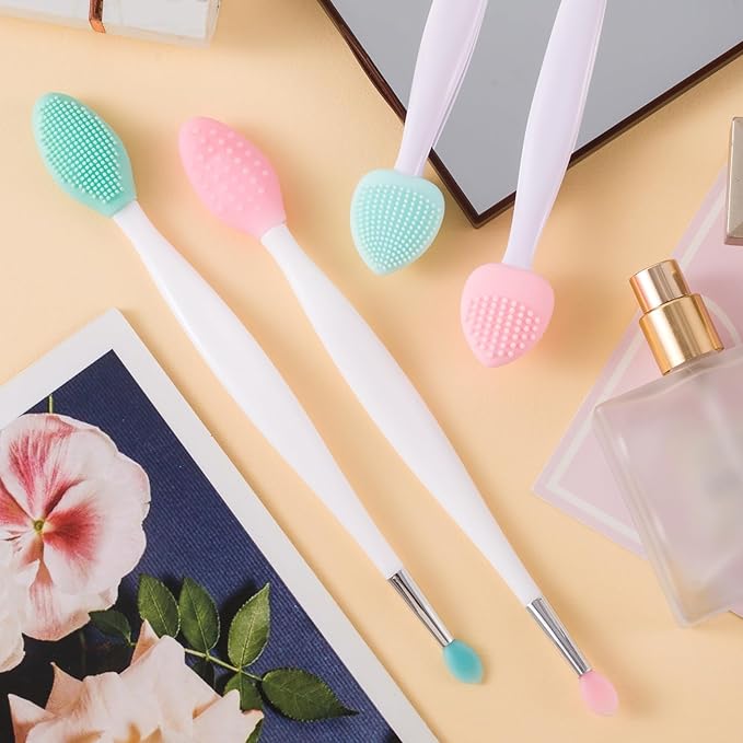 4pcs Lip Scrub Brush, Silicone Heart Lip Exfoliator Brushes Scrubber Tool, Double-Sided Oval Lip Cleaning Exfoliating Remove Dead Skin Tool for Men Women Dark Lips- Pink & Green