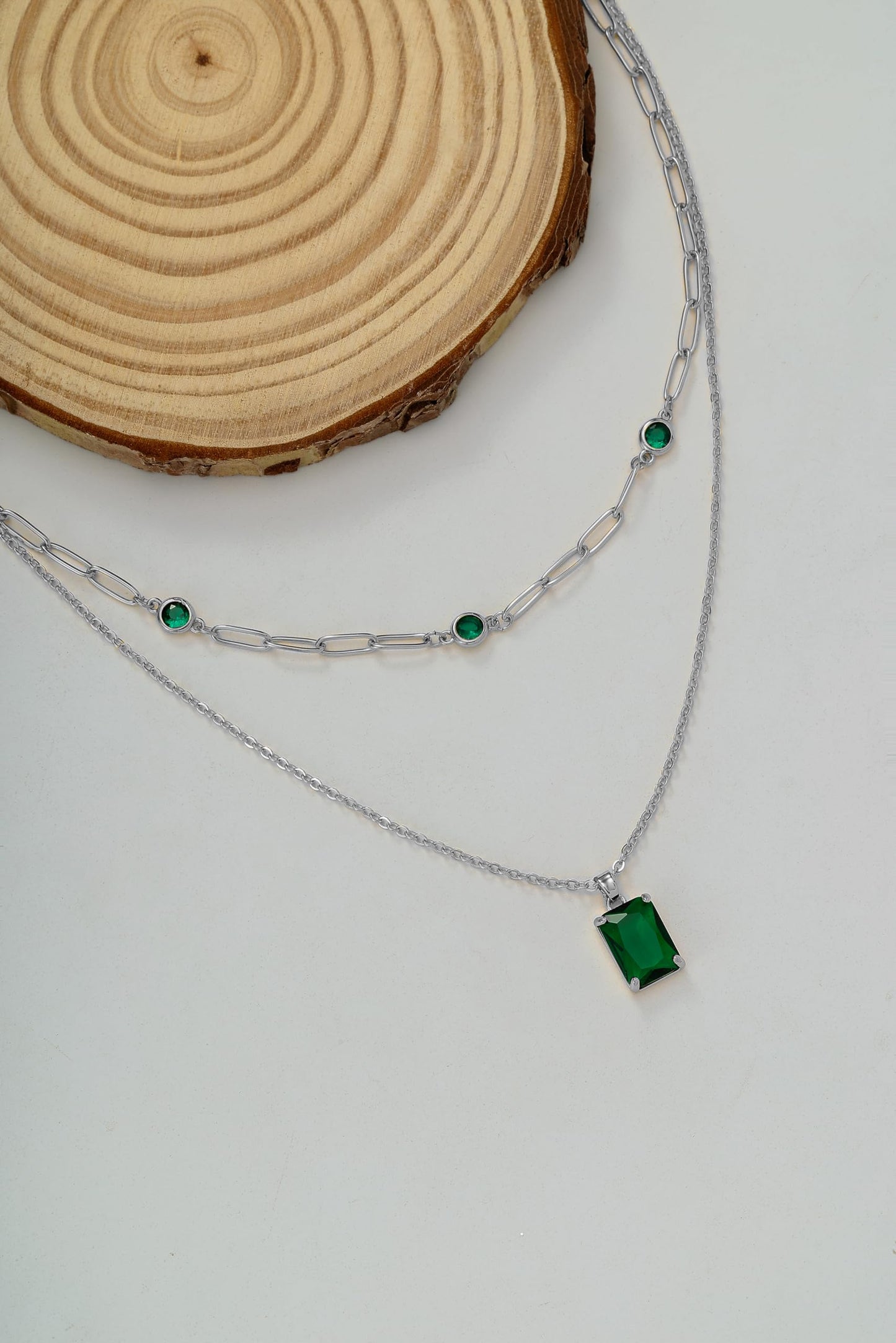 VANGETIMI Emerald Green and Silver Layered Pendant Necklaces for Women Silver Plated Crystal Choker Necklace Paperclip Rhinestone Necklace Party Prom Jewelry