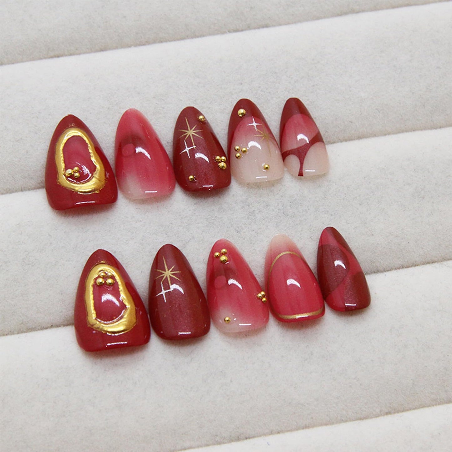 LBPEPAMZ Red Press On Nails Medium Almond Fake Nails with 3D Texture Gold Design Y2K Gold Star Bead Full Cover Acrylic False Nails Golden Line Ombre Stick On Nails for Women Manicure Decor 24Pcs
