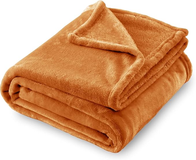 SOCHOW Flannel Fleece Blanket Twin Size, All Season Lightweight Super Soft Cozy Blanket for Bed or Couch, Orange, 60x80 inches