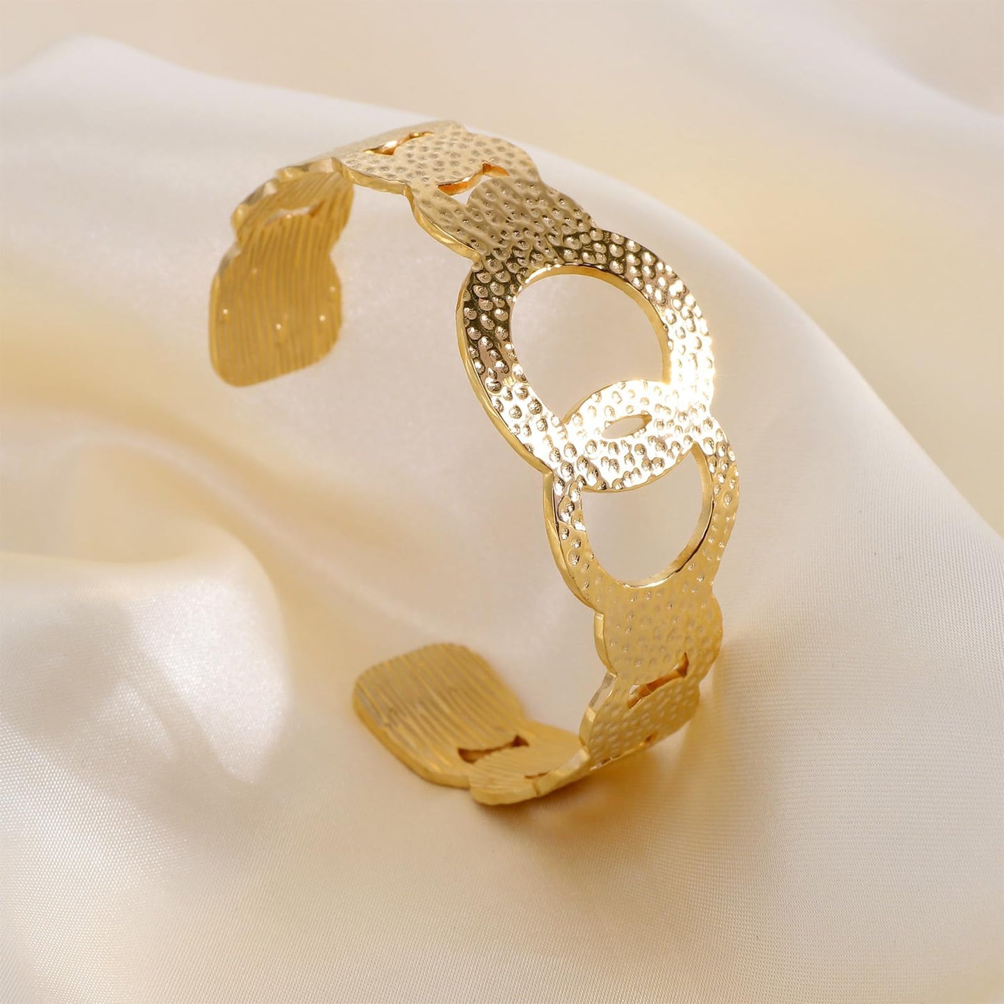 TaYolnFaSo Cuff Bracelet for Women Adjustable Chunky Wide Bracelet Gold Cuff Open Bangle Wrap Jewelry Gift for Women