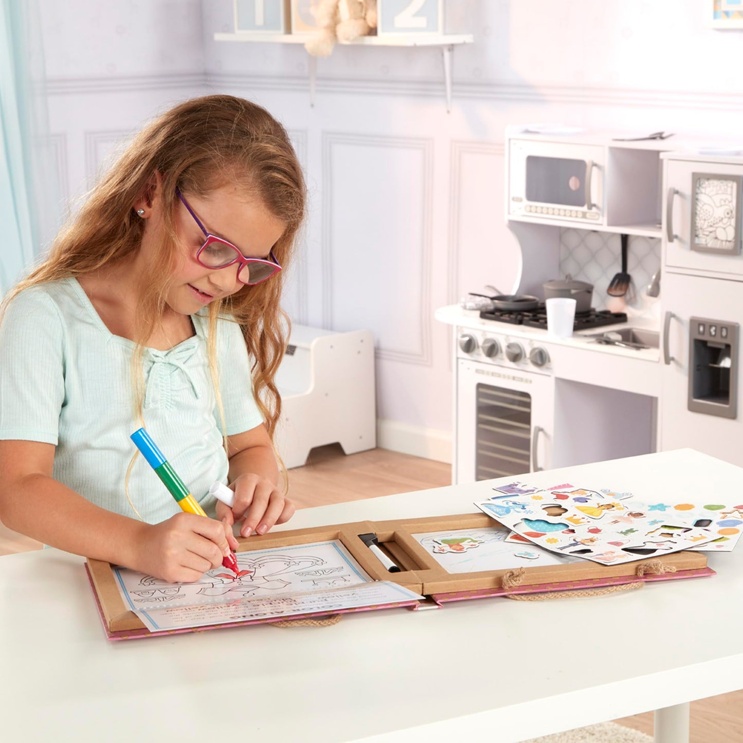 Melissa & Doug Natural Play: Play, Draw, Create Reusable Drawing & Magnet Kit – Princesses (54 Magnets, 5 Dry-Erase Markers) - FSC Certified