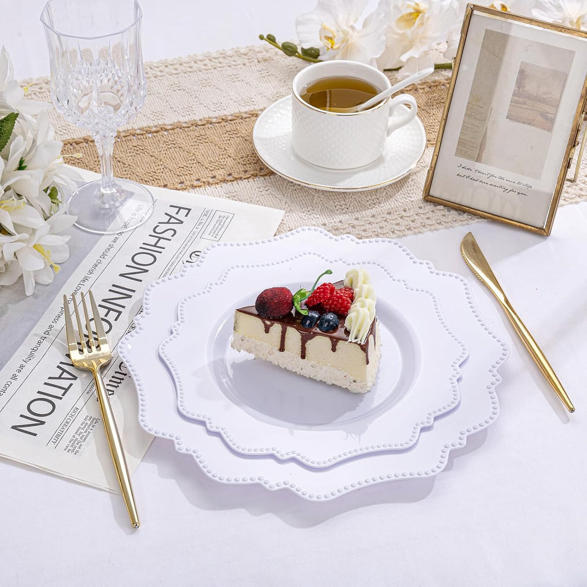 COLOSUS 100 pcs White Plastic Plates Set,Fancy Beaded Plates-European Retro plates include 50 dinner plates and 50 dessert plates,Plastic Disposable plates for Halloween,Thanksgiving,BBQ and Party