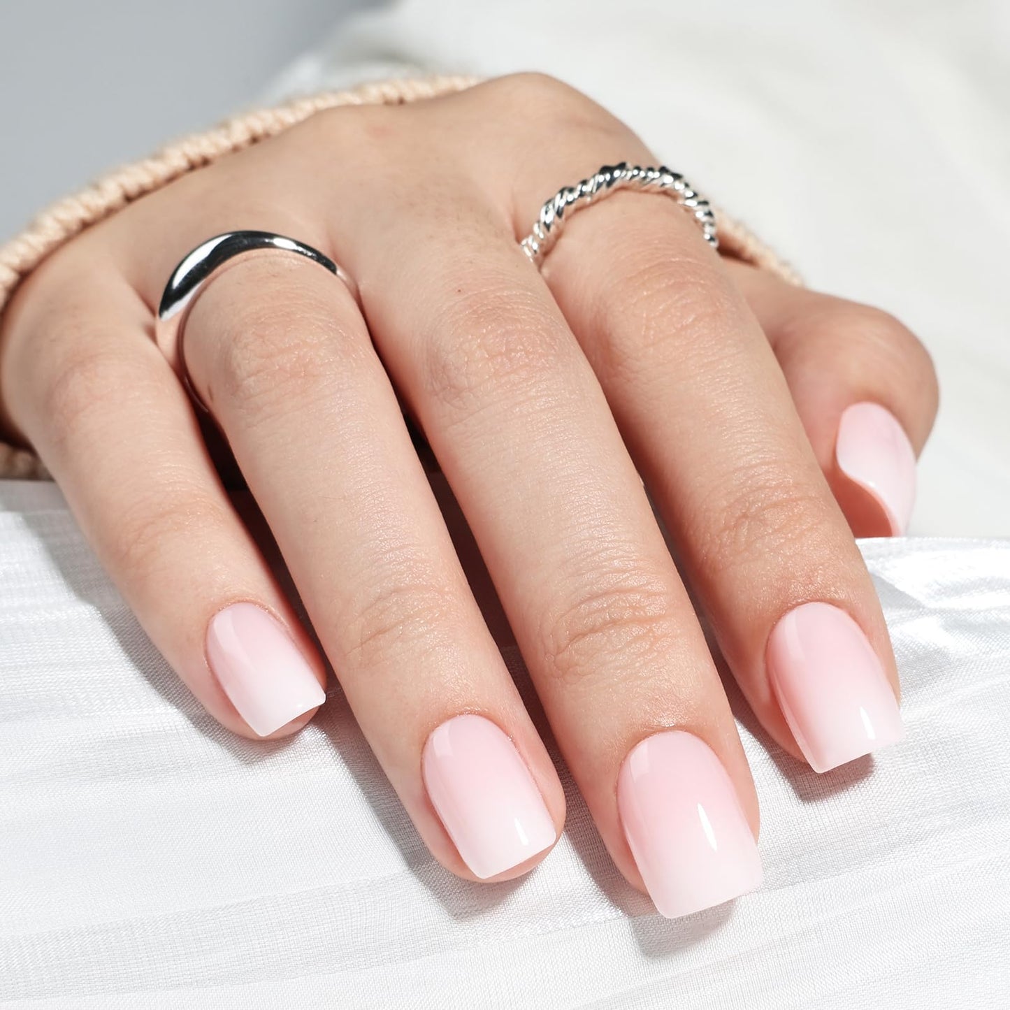 Ombre Press On Nails - Short Square Nude Pink Press on Nails, Glossy Nails Press Ons for Women, Reusable Fake Nails Kit with Glue, 30 Pieces in 15 Sizes