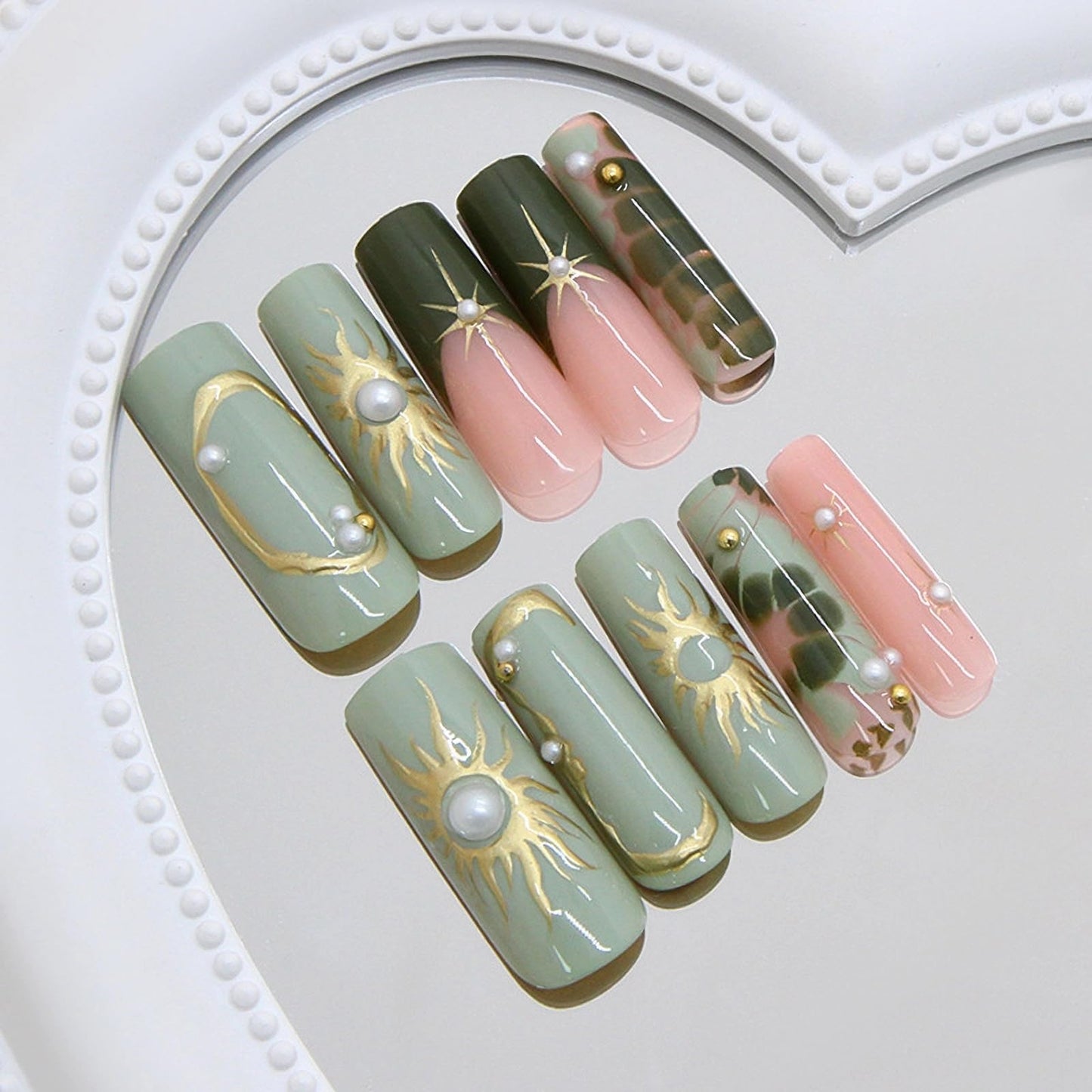 MISUD Press on Nails - Long Square Fake Nails with Green, Acrylic Gold Chrome Sun Star Design 24 pcs