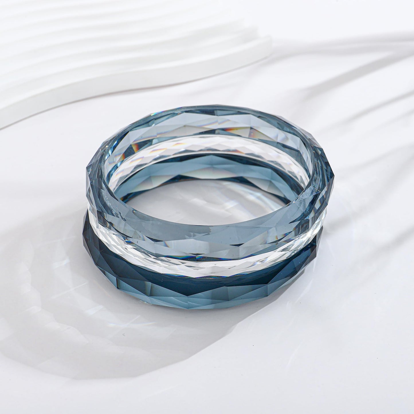 ENSKEFEN 3Pcs Acrylic Resin Bangle Bracelet for Women Multi-Color Stackable Resin Bracelets Trendy Simple Translucent Acrylic Bangles