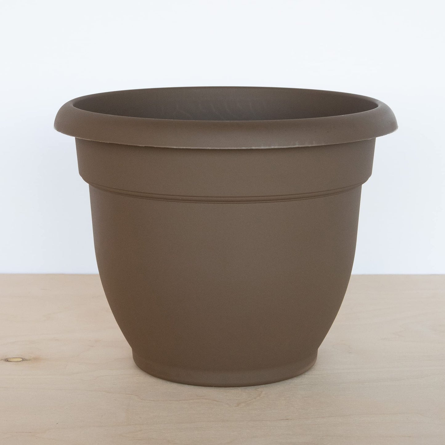 Bloem Ariana Self Watering Planter: 16" - Chocolate - Durable Resin Pot, for Indoor and Outdoor Use, Self Watering Disk Included, Gardening, 6 Gallon Capacity