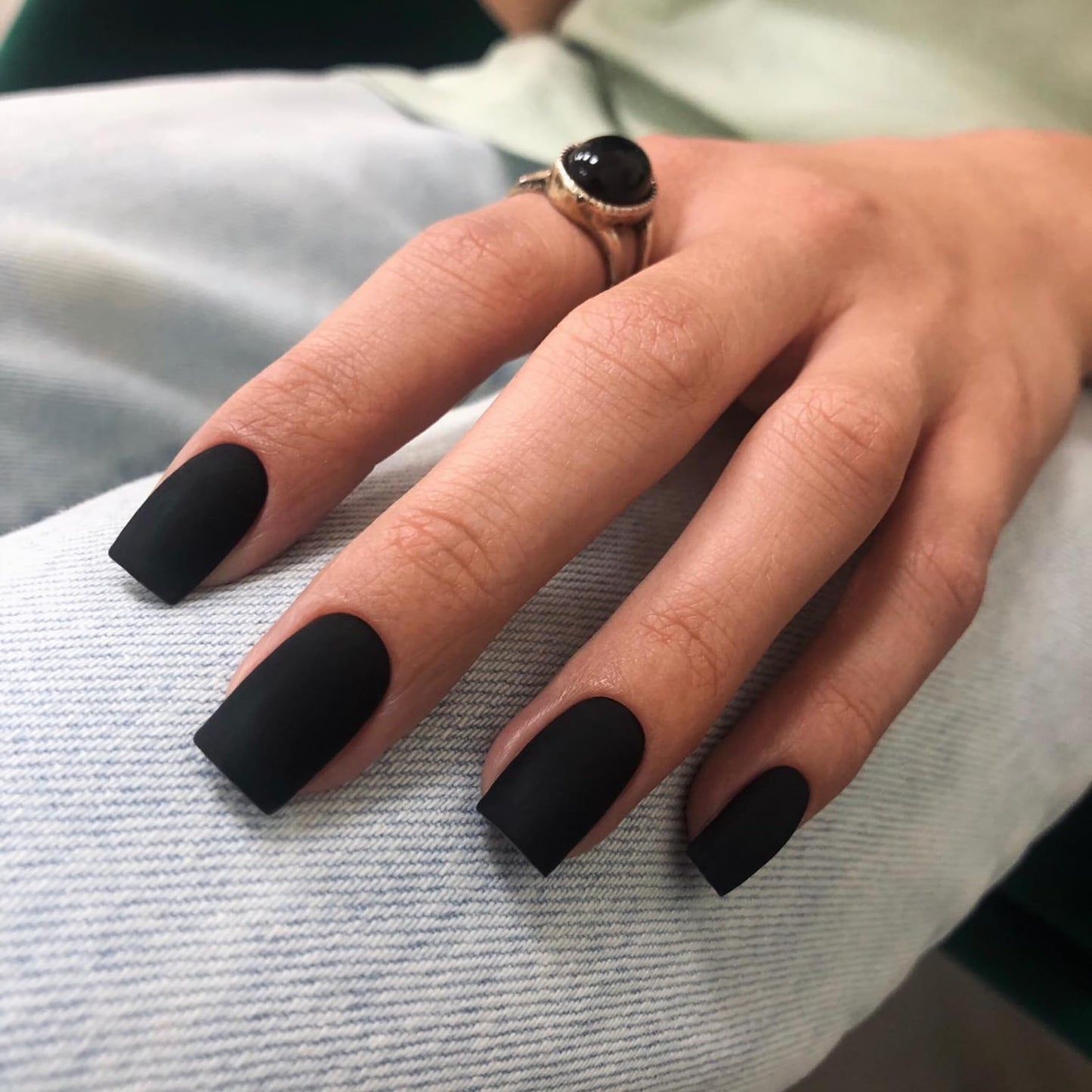 KQueenest Matte Black Press on Nails Short Medium Square Glue on Nails Set, Solid Dark Fake Nails Short Coffin Acrylic Nails Press on Reusable Gel Nails for Women Fall Winter in 24 Pcs