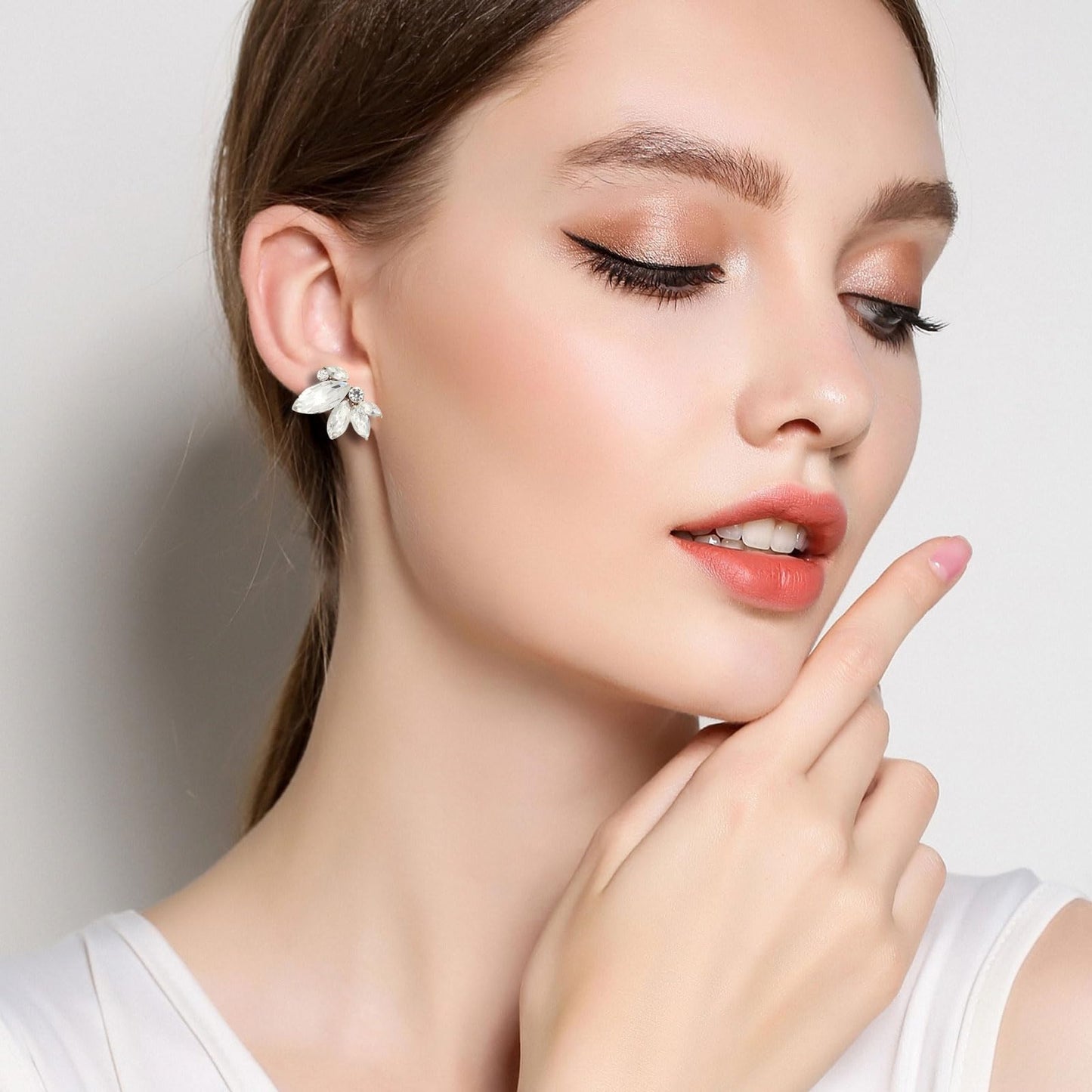 Clear Rhinestone Earrings Cute Small Crystal Earring Stud for Women Wedding Prom Party Cluster Earrings