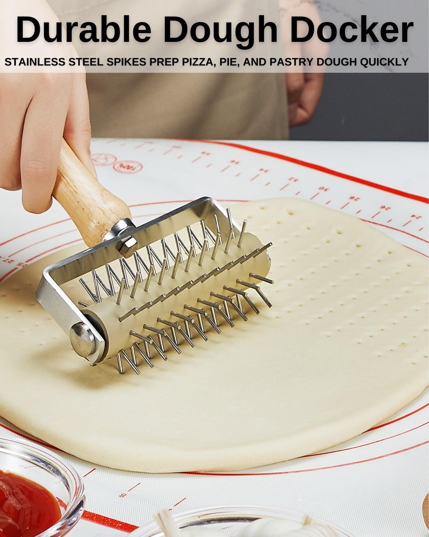 MUMSUNG Pizza Dough Docker Roller with Stainless Steel Spikes and Pizza Cutter with Protective Cover, Includes Cleaning Brush and Canvas Bag, Perfect for Homemade Pizza, Pie, and Pastry
