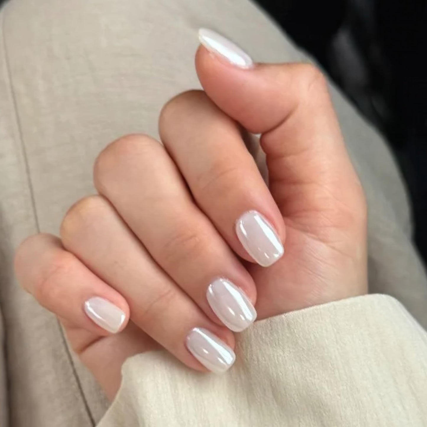UNA GELLA Press On Nails Short: Chrome White Soft Gel Press Ons Kit with Nail Tips Glue on Nails, 16 Sizes - 32 Reusable Chrome Holographic Fake Nails Kit, Nude White
