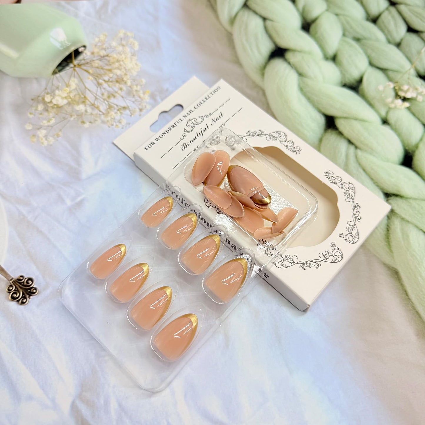 French Press on Nails Almond Fake Nails with Designs Glitter Gold Stick on Nail Cute Medium Acrylic False Nail Nude Pink Artificial Nail Press ons Glossy Full Cover Glue on Nails for Women