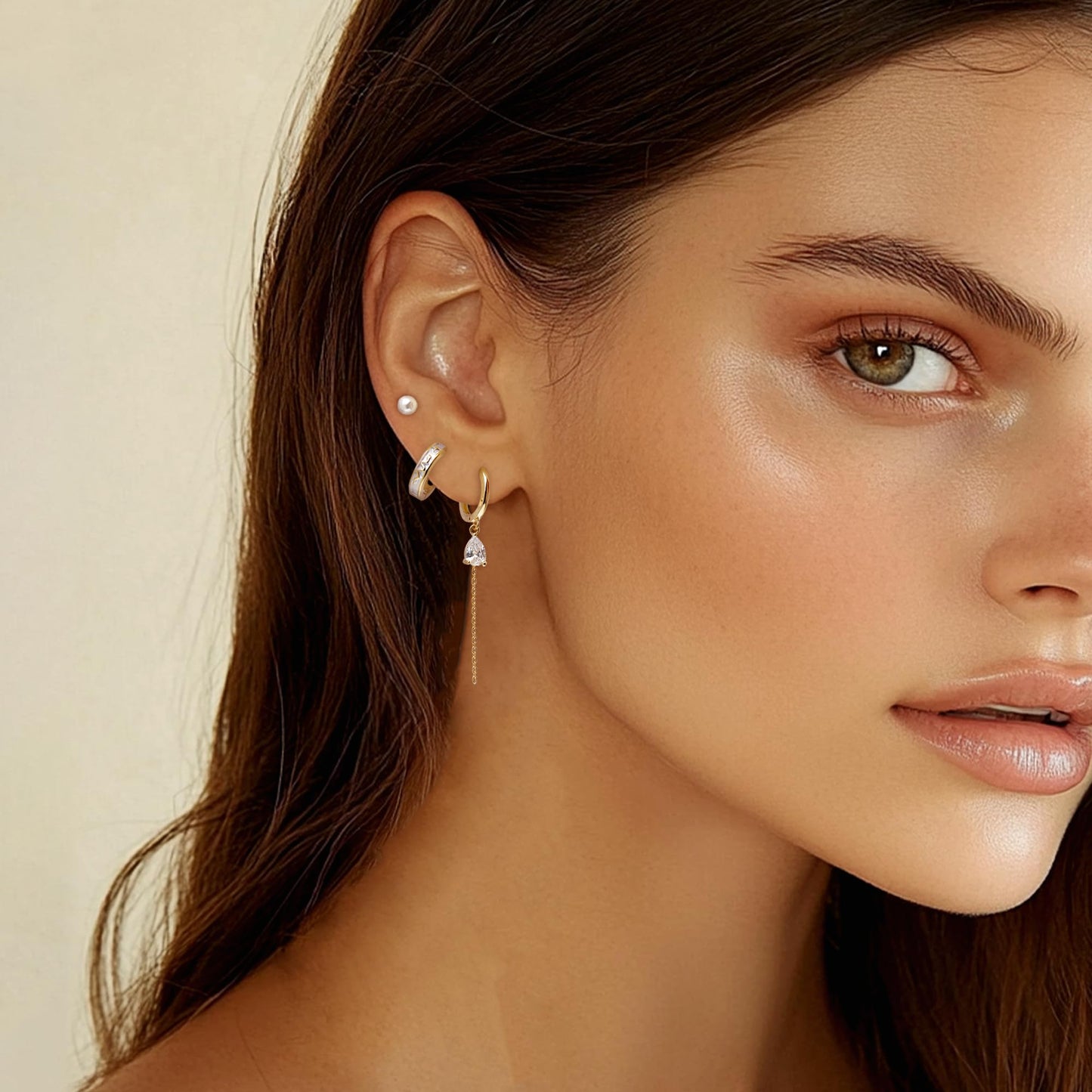 Frigotine 3PCS Gold Snake Hoop Stud Earrings Stack Set for Women, Dainty Pearl Rhinestone Teardrop Chain Multiple Piercing Cartilage Earing Prom Jewelry Gifts.