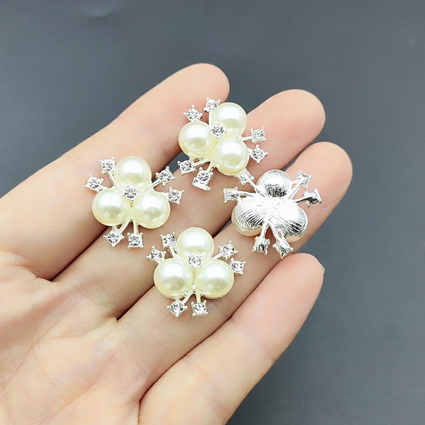 YOOGCORETT 10pcs Pearl Rhinestone Flower Buttons Flat Back Embellishments Sew On Buttons for DIY Craft, Bags Shoes Dress Decoration, 21 x 21mm, Silvery