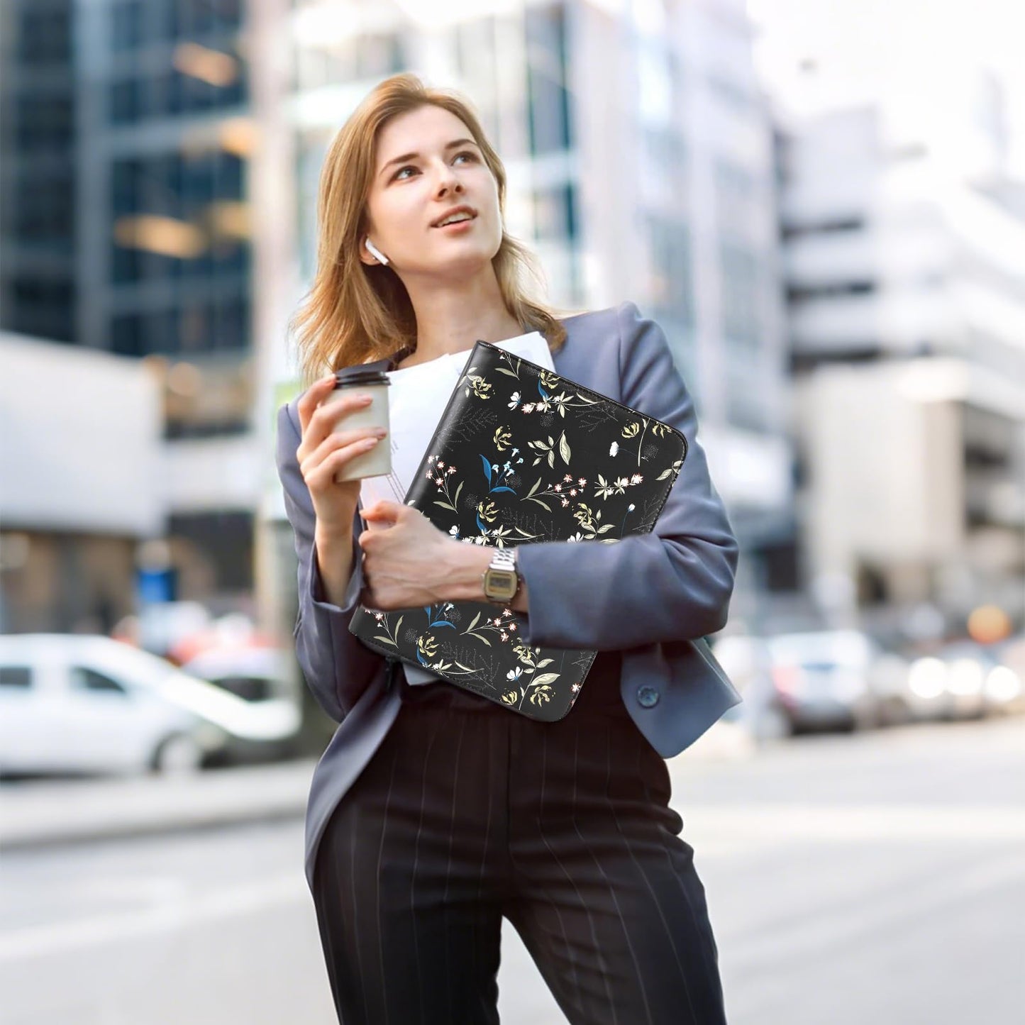Leathario Portfolio Binder, Includes 5 Folder Index Dividers and 3 Notepads, 3-Ring Folder Organizer, Padfolio with Zipper, Vegan Leather Tablet Sleeve, Business Office Conference Clipboards