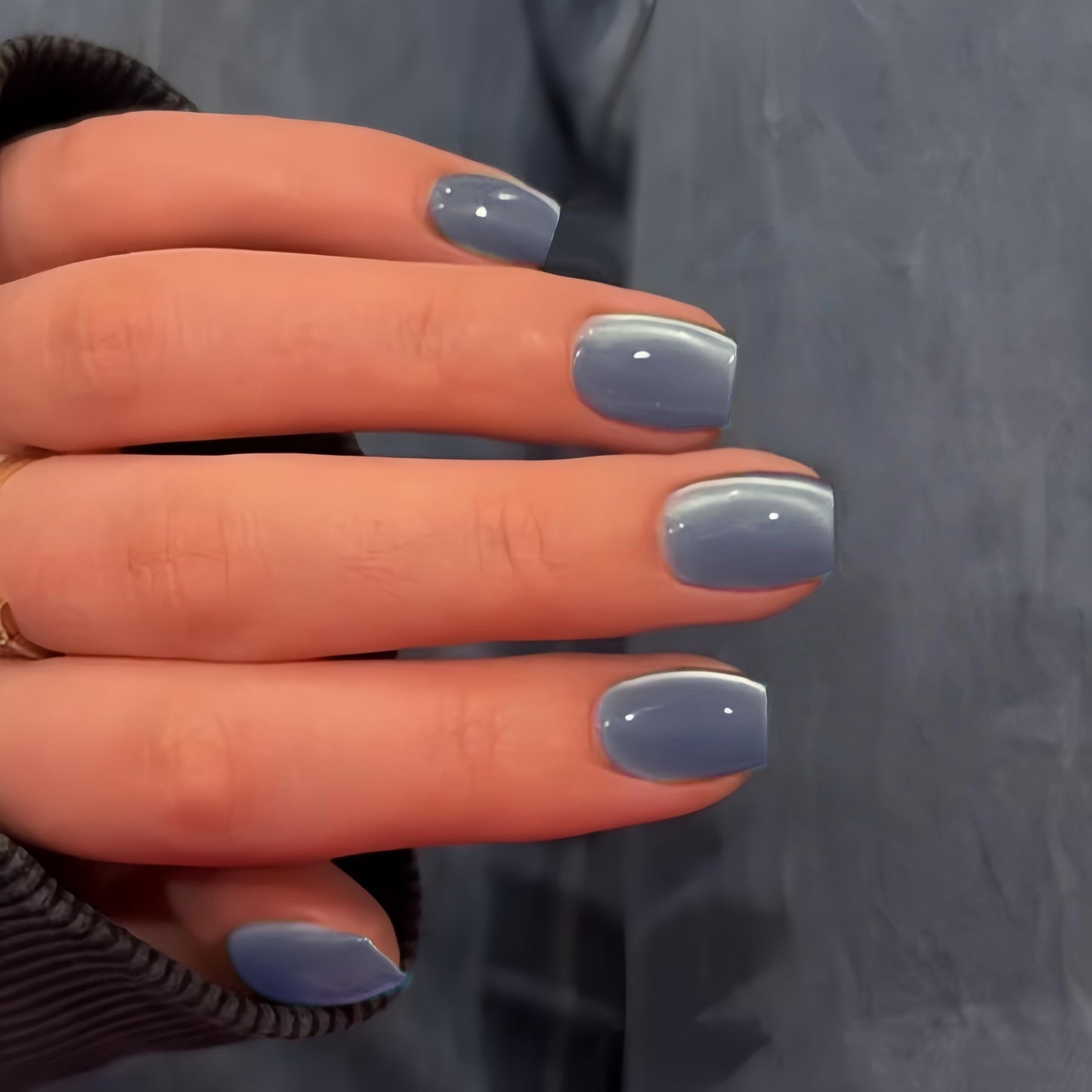 KQueenest Cat Eye Press on Nails Short, 30 Pcs Acrylic Press on Nails Coffin, Glass Soft Pastel Blue Fake Nails Press on Short, Sparkly Chrome Design, Reusable Soft Gel Glue on Nails for Women Gift