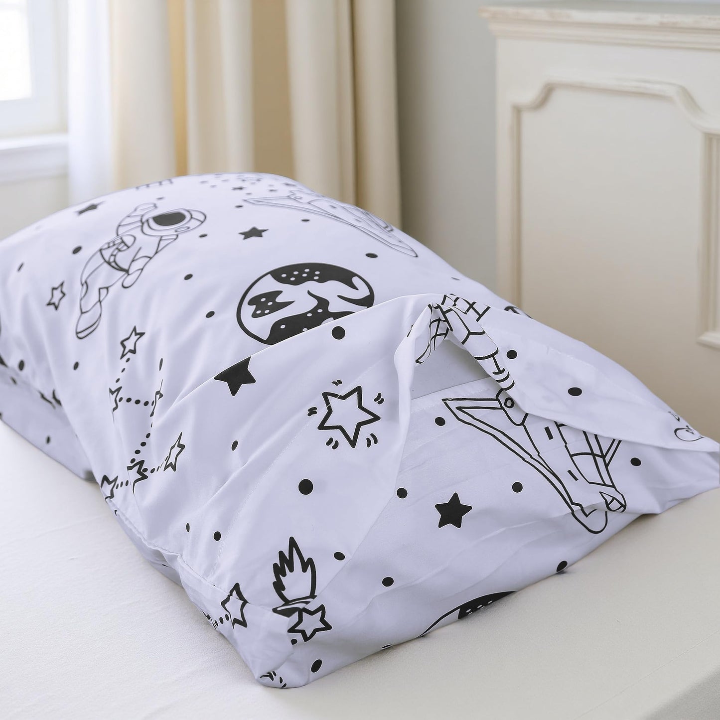 MAG 3 Pcs Space Sheets Twin,White Based Galaxy Planets Sheet Set,Super Soft Microfiber,for Kids Teens Boys Girls and Space Galaxy Lovers with 1 Fitted Sheet 14'' Deep Pocket and 2 Pillowcases.