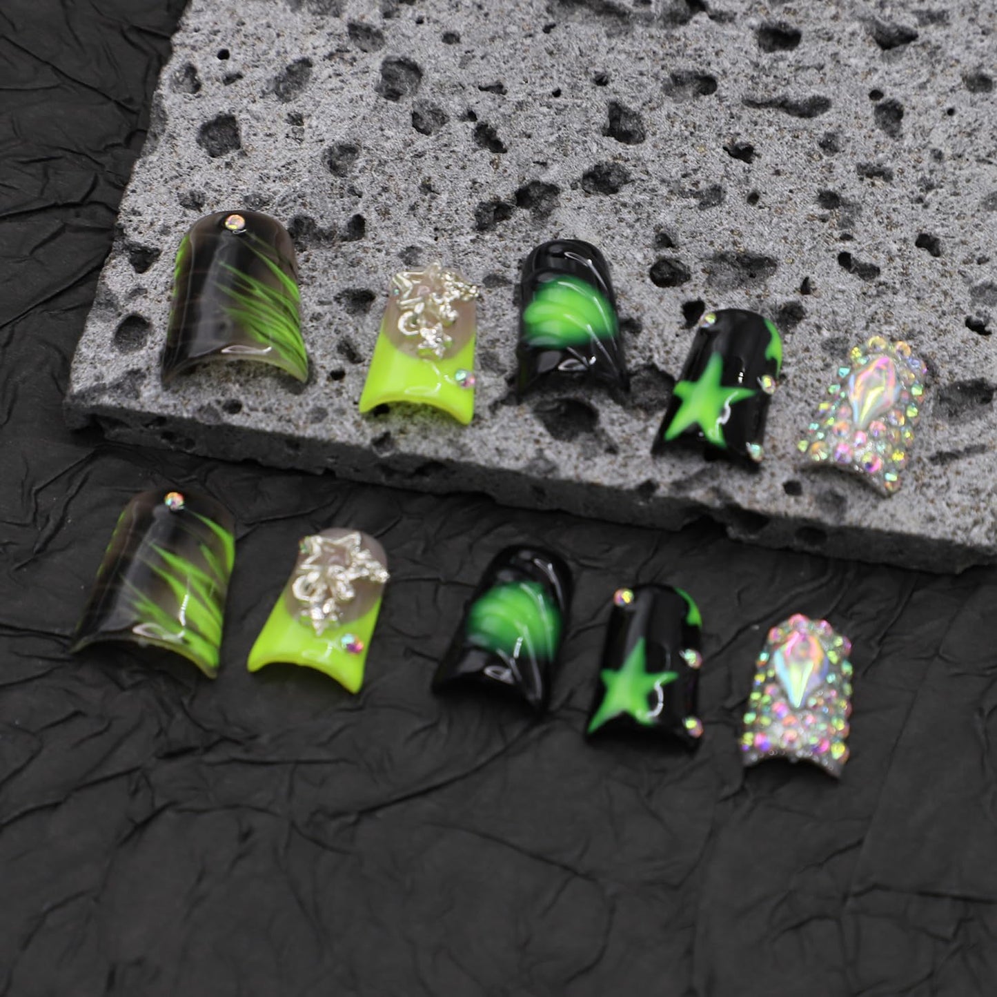 Handmade Press on Nails Medium Duck Nails,Black and Green Fake Nails with Star Rhinestone Design Reusable Acrylic Nature Stick on Nail Y2K False Nails for Wome (Size M)