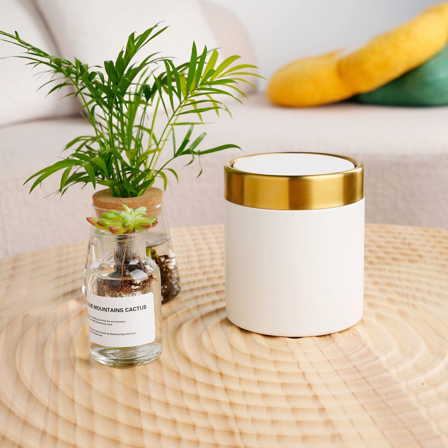 JILLICK Mini Trash Can with Lid, Metal Small Tiny Mini Trash Bin Can, Mini Countertop Trash Cans for Desk Car Office Kitchen, Swing Top Trash Bin 1.5 L/0.40 Gal (White)