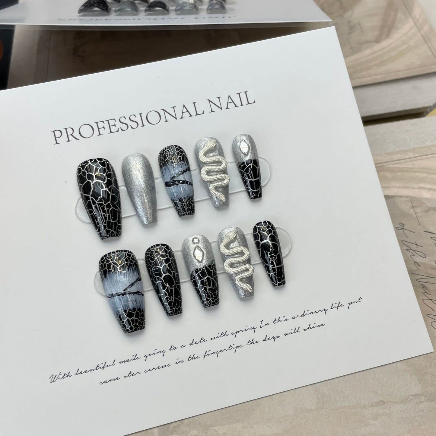 Handmade Press on Nails Square 3D White Snake & Gemstone Decoration with a Black and White Snake Pattern Temperament Style Acrylic Nails Press on Handmade Nails Luxury Press on Nails(S)