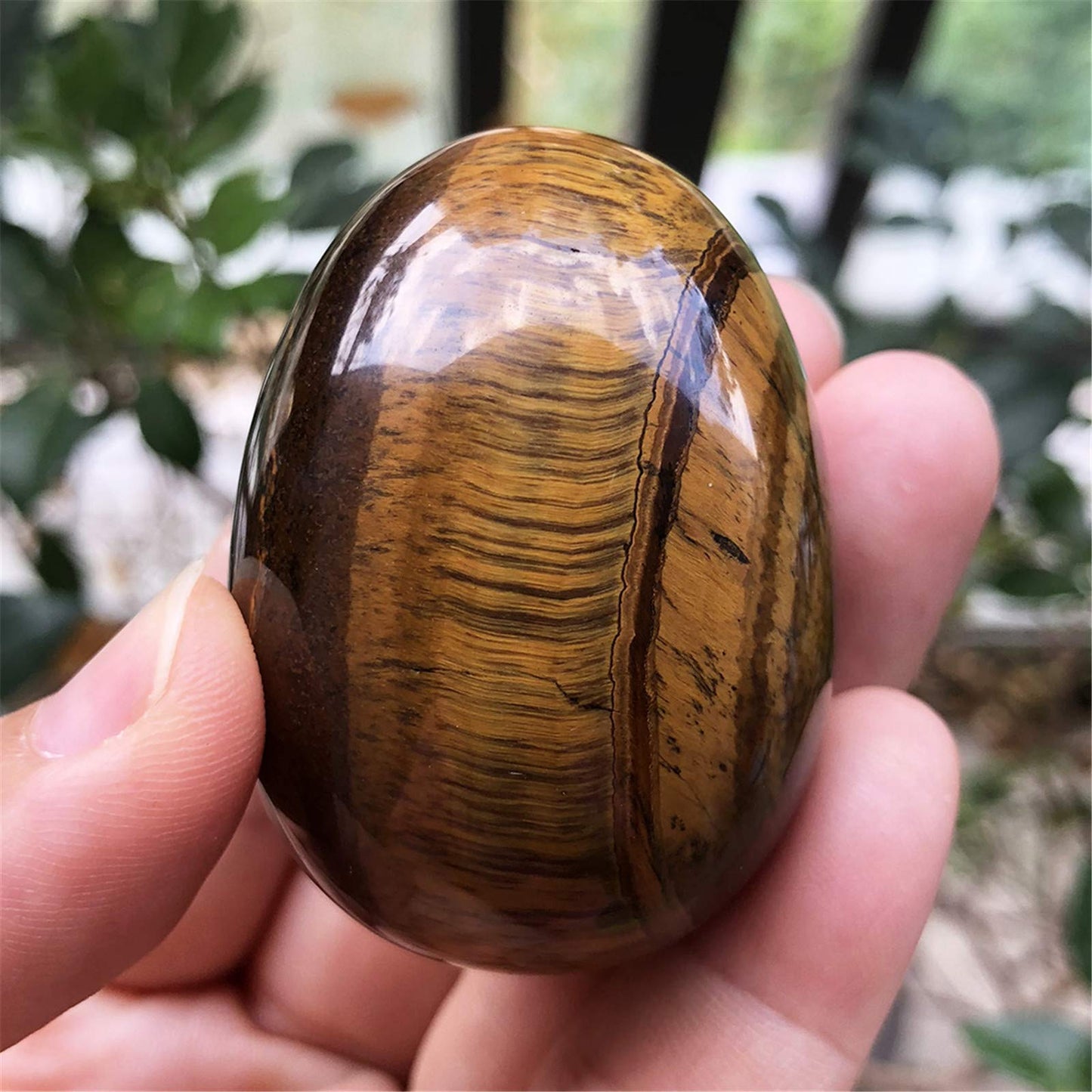 Fekuar Stone Egg Figurine, Polished Healing Crystal Easter Eggs Sphere Sculpture with Wood Stand, Natural Tiger's Eye Stone, 1.8"