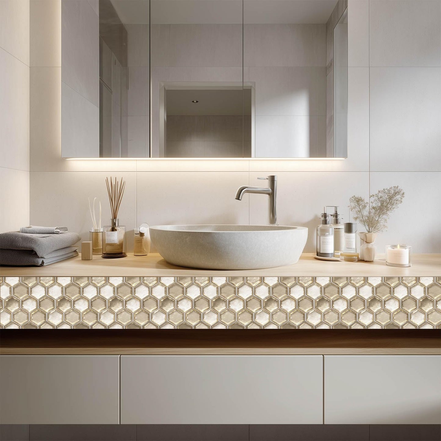 HOMETITUTE 20Pcs Hexagon Gold Glass Look Tile Stickers Peel and Stick Decorative Tiles Waterproof Removable Sticker Tiles Backsplash Decals for Kitchen Bathroom Fireplace Wall Covering 4x4 Inch not 3D