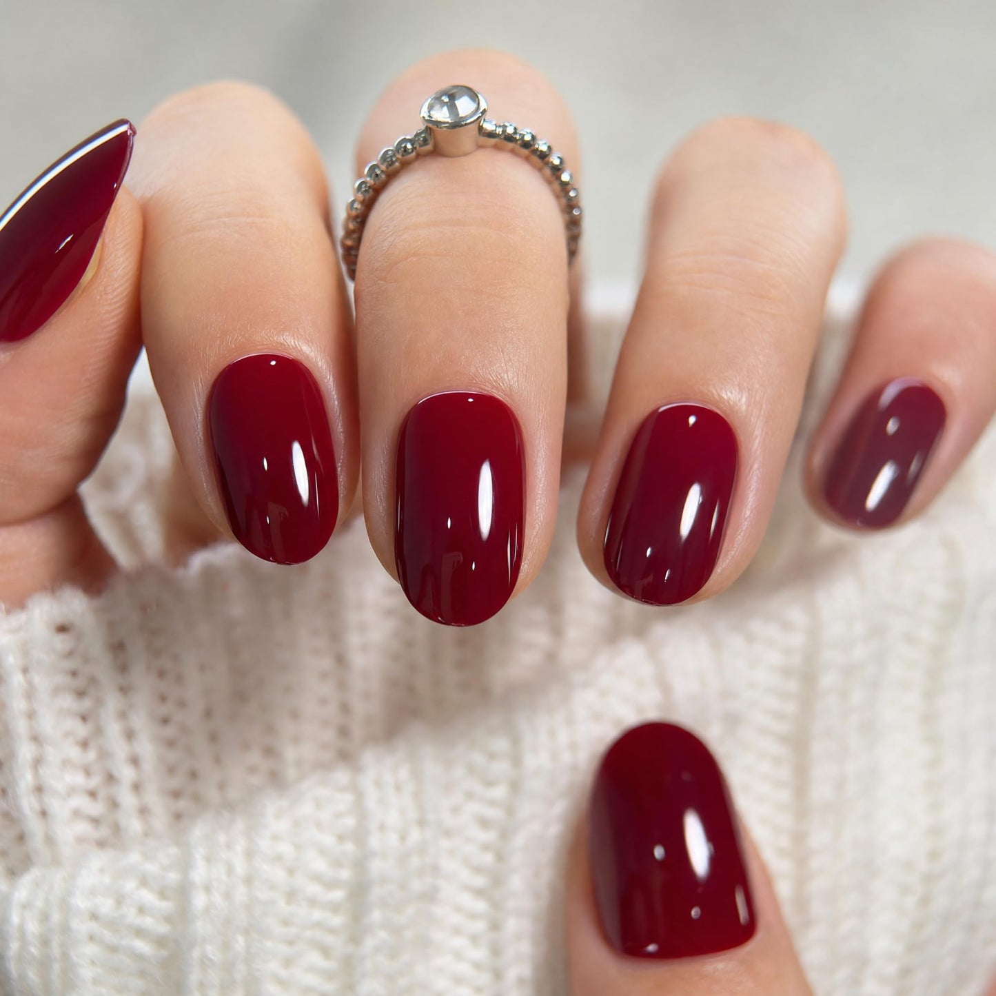 CurvLife Short Oval Press On Nails – 30PCS Classic Red Full Cover False Natural Fit Soft Gel Christmas Fake Nails Tips, Easy to Apply at Home Glue On False Nails Kit