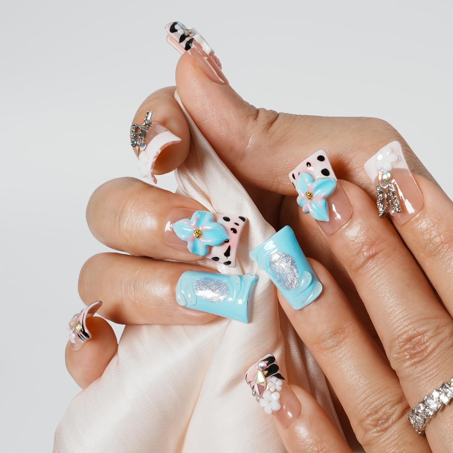 Tesytto Short Duck Press on Nails - 3D Floral Metallic Butterflies False Nails with Pink French Tip & Leopard Print, Pearls Star Luxury Design, Reusable Thick Acrylic Full Cover (Dance Passion,M)
