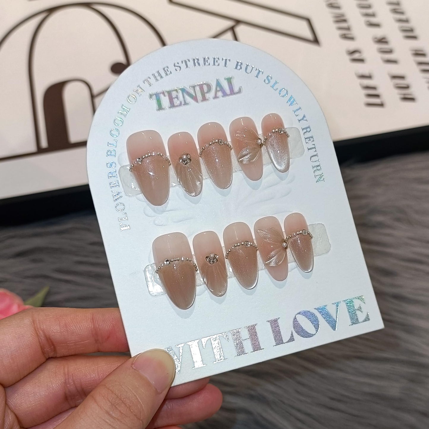 TENPAL Mermaid Cat Eye Press on Nails 10Pcs Kit,Medium Almond Nude Pink Fake Nails with 3D Wave Shell, Chain Rhinestone French Tips Spring Summer False Nails,Handmade Glue on Nails Luxury Design(M)