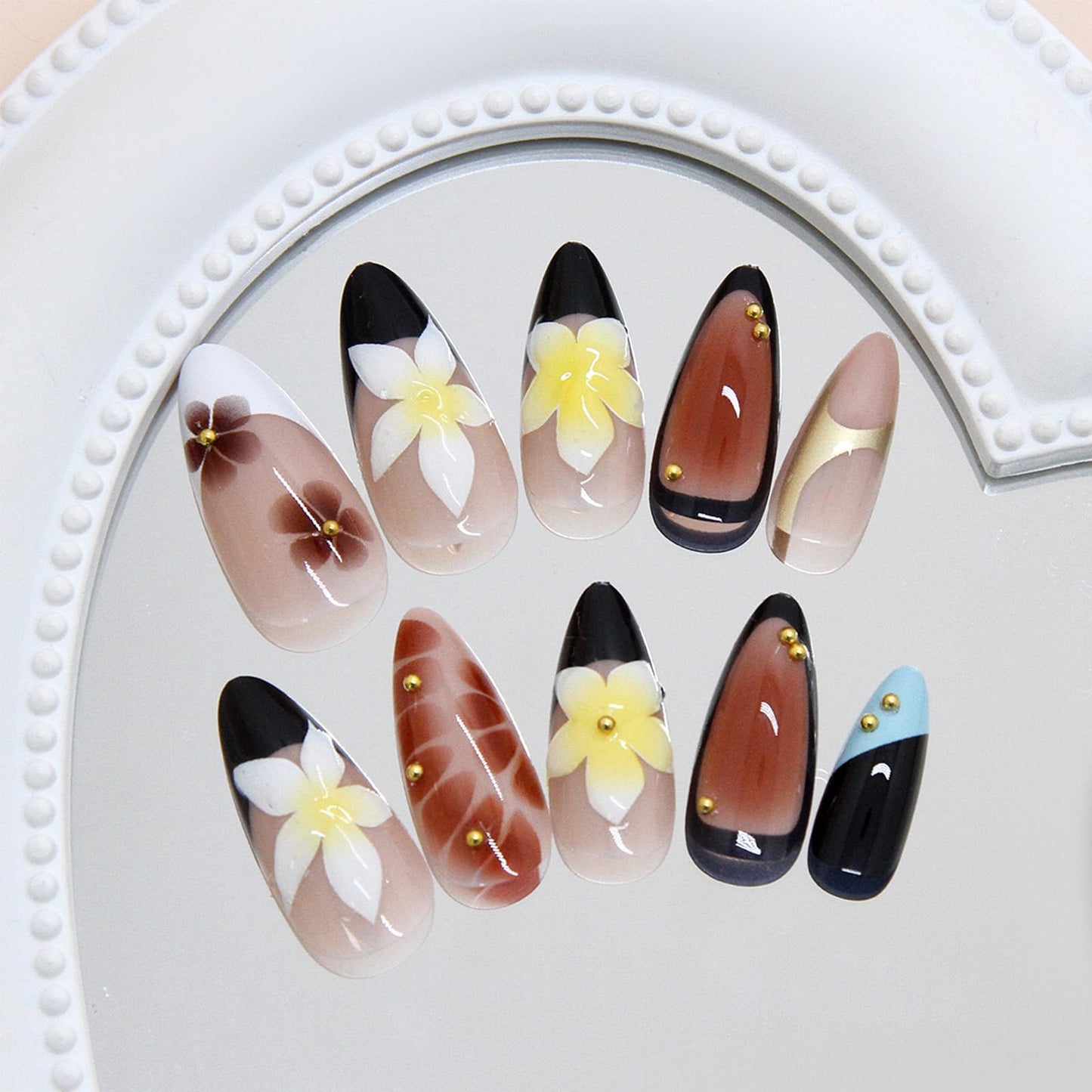 Fall Press on Nails Short Almond French Tip Fake Nails with 3D Flowers Design Glossy Brown Gradient Acrylic False Nails Gold Beads Stick on Fingernails Star Glue on Nail for Women 24Pcs
