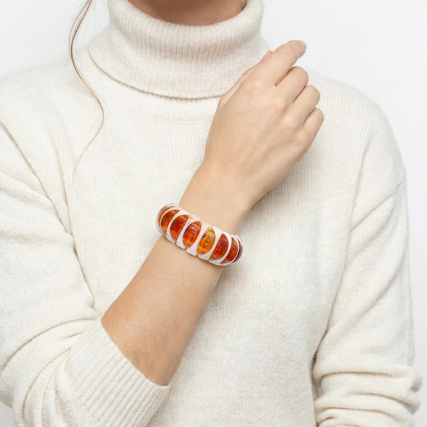 GOOJIDS Simple Beaded Gold Plated Bangles Bracelet Chunky Bamboo Tube Curved Stacking Clear Acrylic Colorful Beads Stretchable Gold Plated Bracelets Set For Women (C-White Sunflower Bracelet)