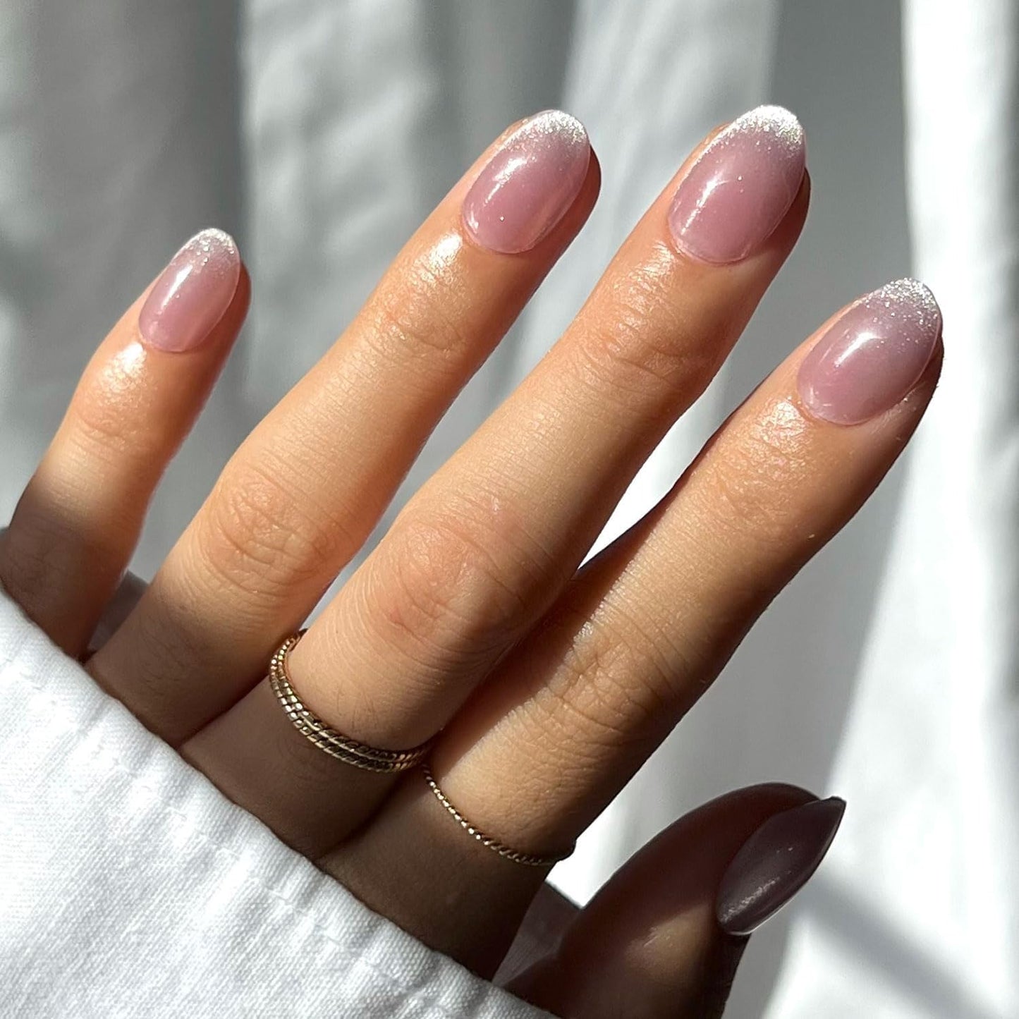 Glamnetic Press On Nails - Fairy Dust | Short Oval Beige-Pink Fake Nails with a Mesmerizing Metallic Finish, Salon Quality | 15 Sizes - 30 Nail Kit with Glue