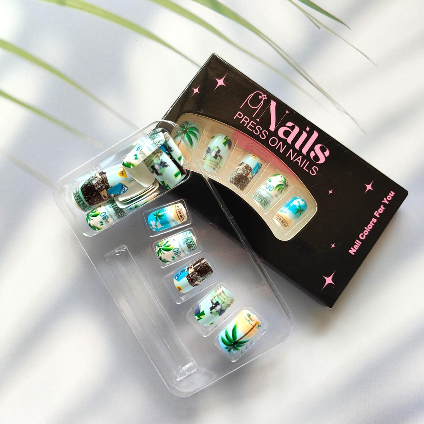 Summer Press on Nails Medium Square Fake Nails with Green Coconut Tree Design Glossy Glue on Nails Blue Sky White Clouds False Nails Acrylic Full Cover Stick on Nails for Women 24Pcs