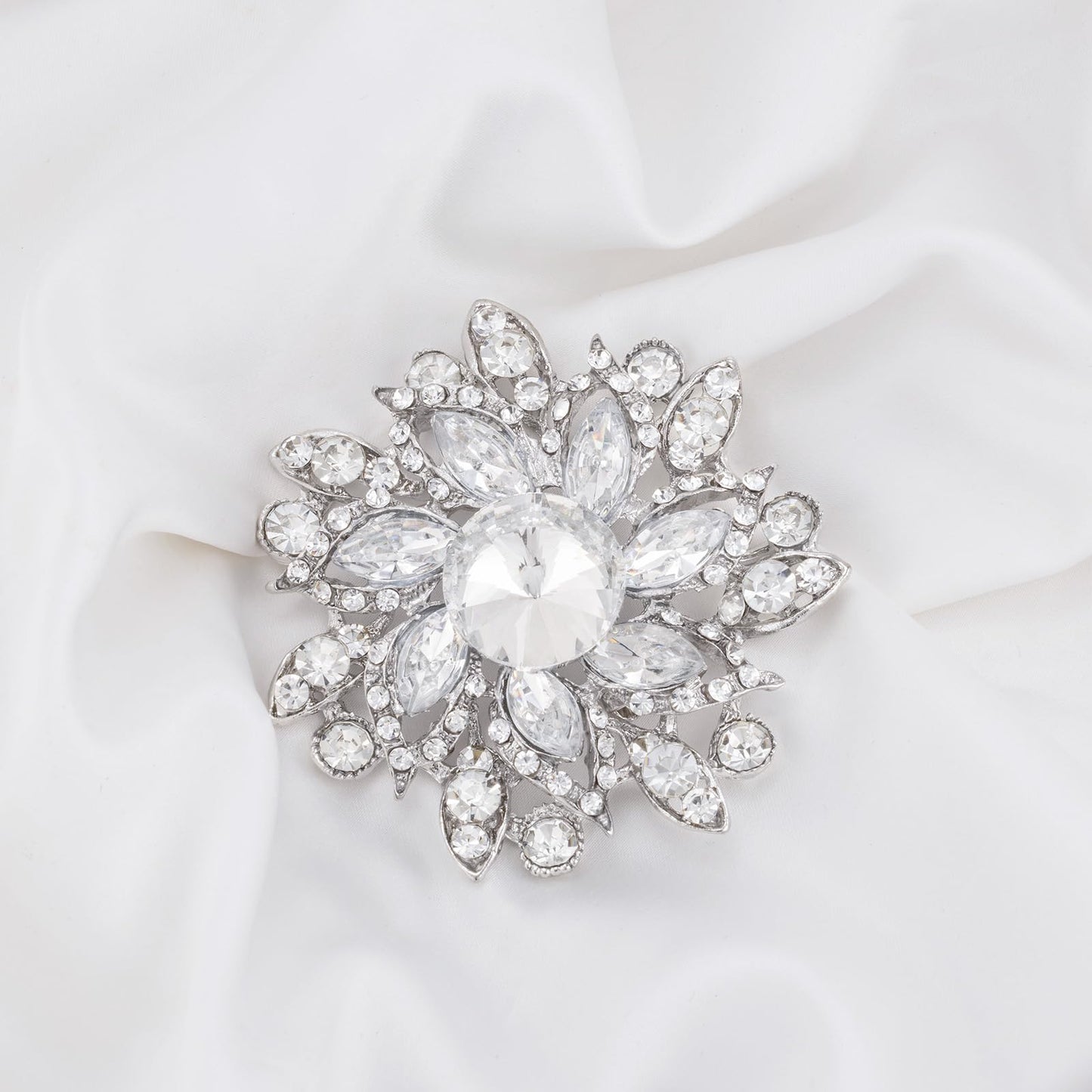 LAXPICOL Vintage Women's White Austrian Crystal Elegant Flower Brooch Wedding Broach Pin