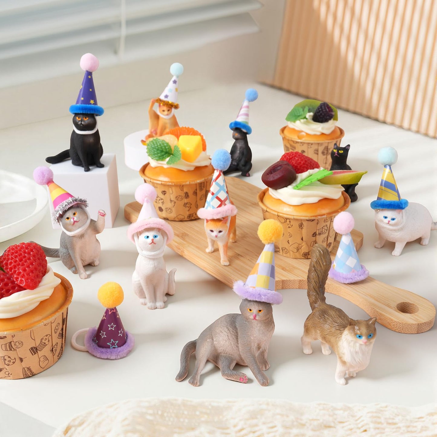 FCKLVMC 20 Pcs Miniature Cat Figurines with Birthday Hats Kit, Resin Tiny Cat Figurines Cake Toppers for Birthday Cat Cake Party Decorations