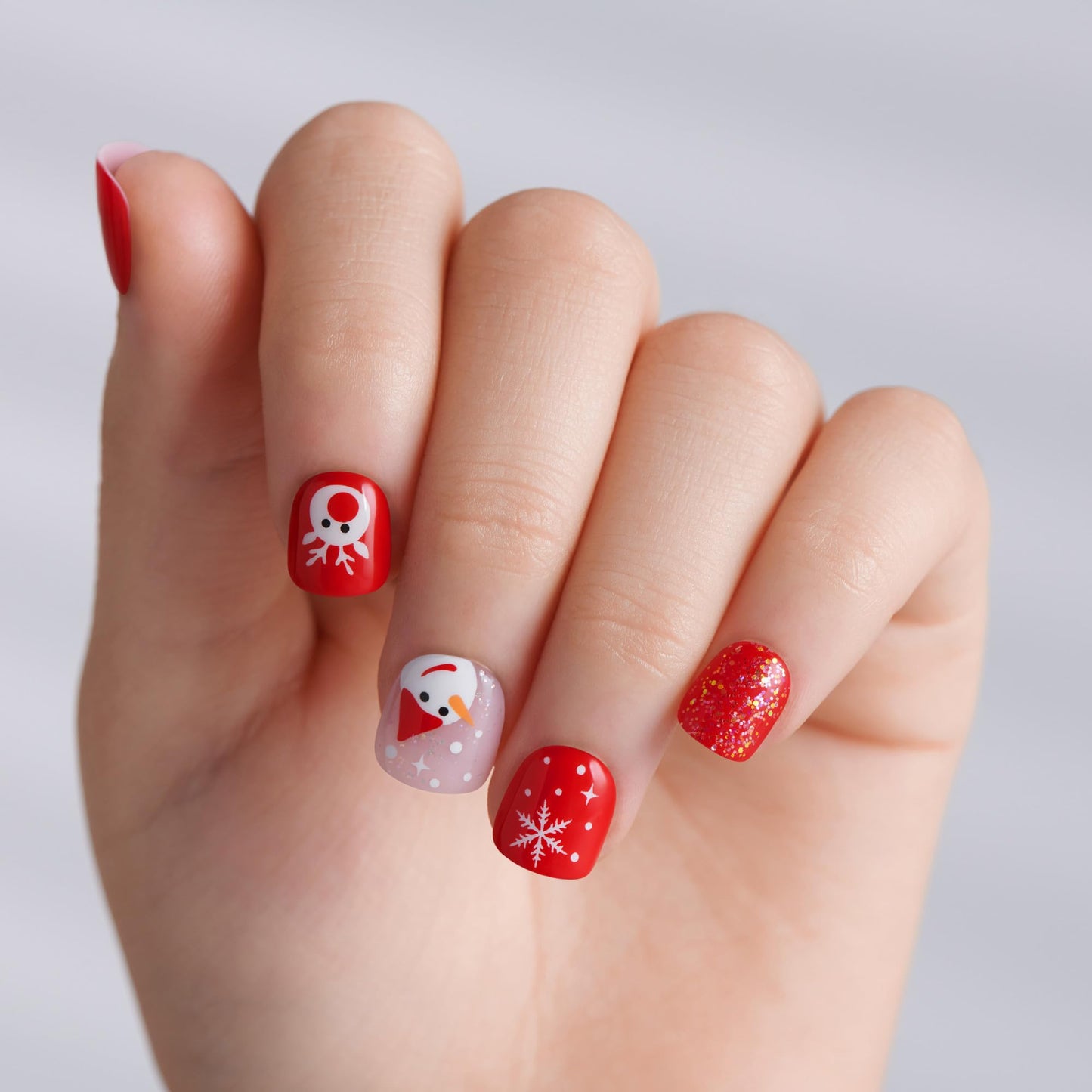 KISS imPRESS MINI Holiday Press On Nails for Kids, ‘Cozy’, Red, Child Size, Squoval Shaped, Mess-Free, Mom Approved, Non-Toxic, Breakaway Application Tabs, Nail File, 20 Fake Nails