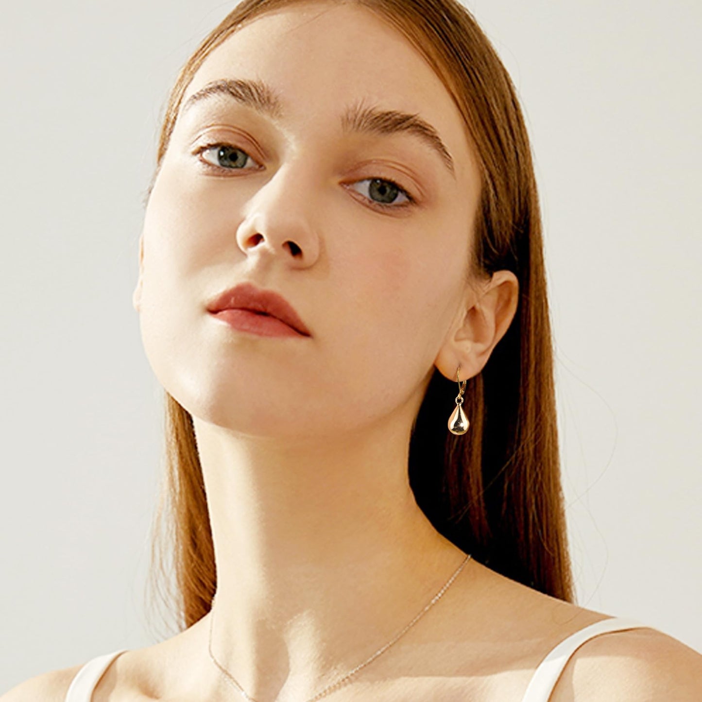 Teardrop Leverback Dangle Earrings for Women 14K Gold Tear Drop Waterdrop Dangle Earrings for Women Trendy Hypoallergenic Teardrop Leverback Earring