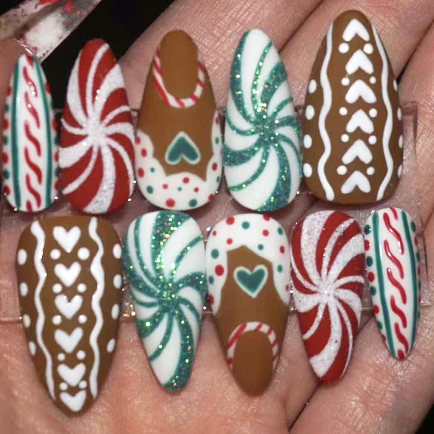 30Pcs Christmas Press on Nails Medium Almond Fake Nails Christmas Red and Green Spiral Heart Pattern Brown Striped Press on Xmas False Nails Handmade Stick on Nails for Women DIY