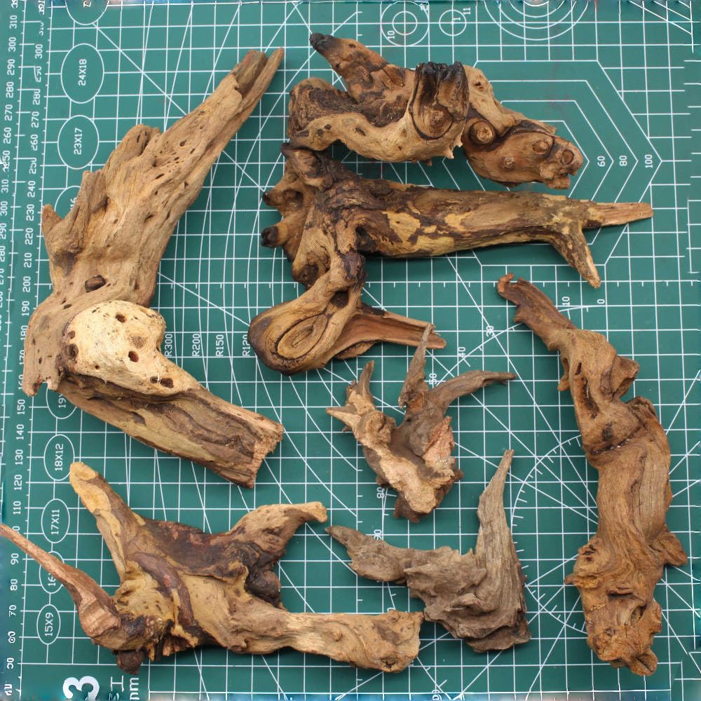 Driftwood for Aquarium Decor, Fish Tank Decor, 6 Pcs Reptile Branches, Drift Wood for Fishtank, Aquarium Hardscape, Crafts, Betta Fish Decor, Reptiles Driftwood Branch (Driftwood 2-8 Inch (Pack of 6))