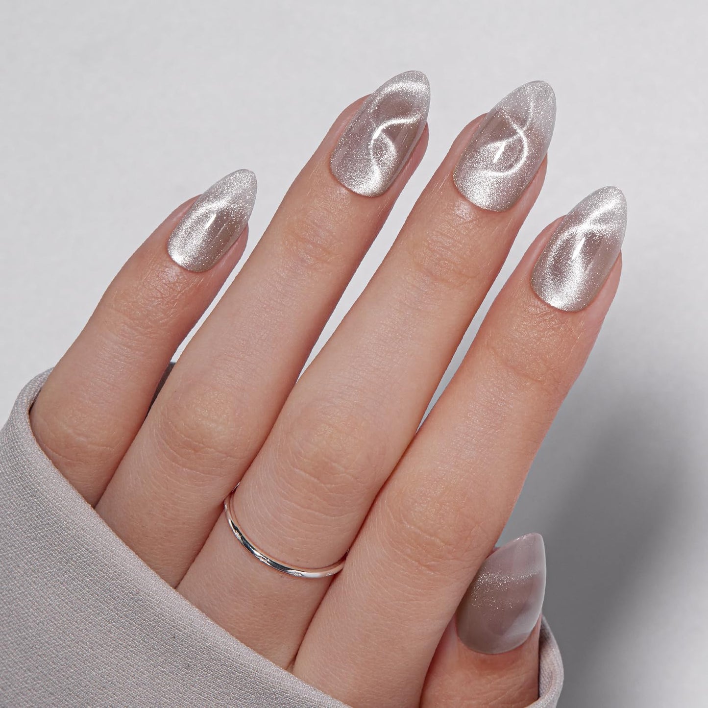 VSALON Press On Nails Short Almond, Nude Pink Cat Eye & Ribbon Cat Eye Silver Fake Press On Nails Set