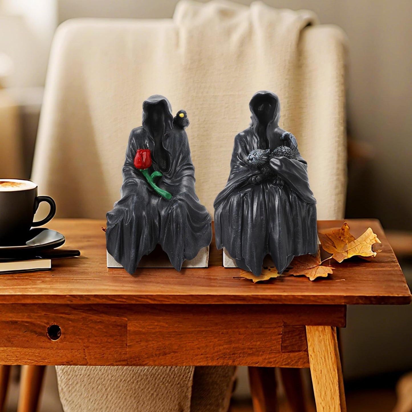 YYPLIAN 2 PCS Grim Reaper Statue Gothic Faceless Figure Decor Sitting Statue with Rose and Cat for Halloween Home Tabletop Bookshelf Figure Decor
